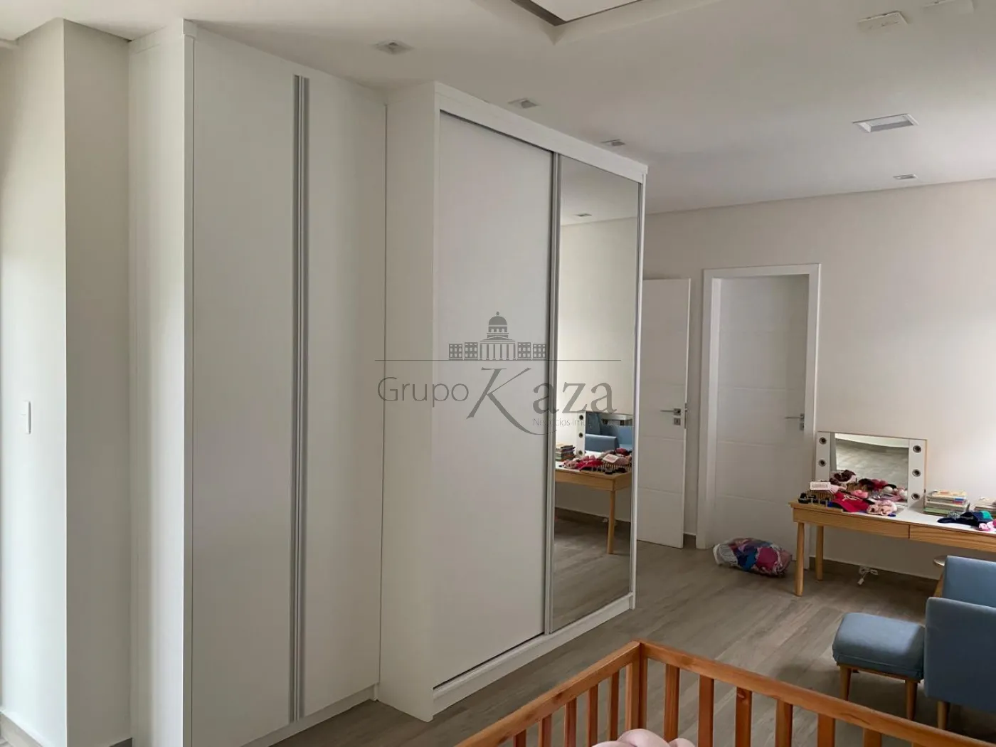 Foto 22 de Casa Condomínio em Jardim do Golfe, São José dos Campos - imagem 22