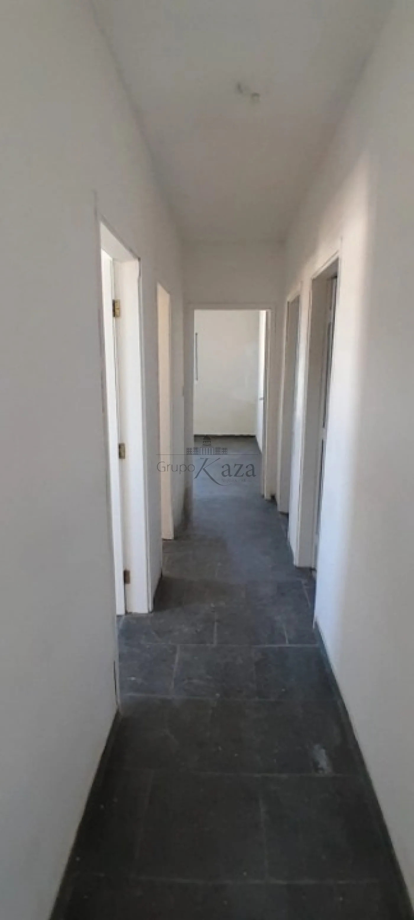 Foto 3 de Casa Térrea em Jardim das Indústrias, São José dos Campos - imagem 3