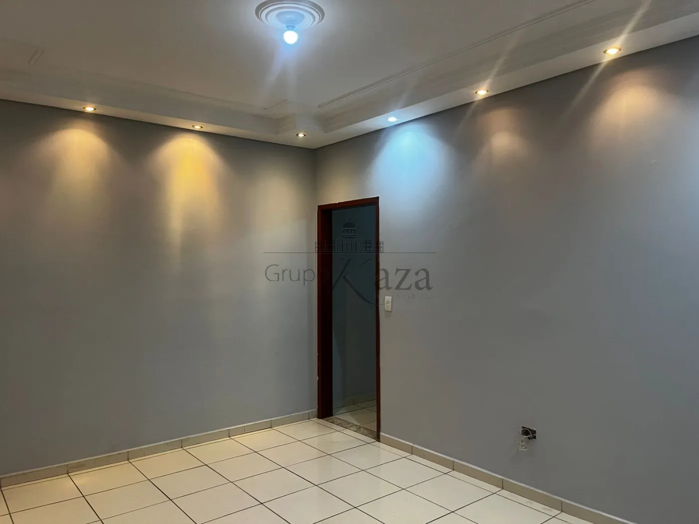 Foto 9 de Comercial Casa em Residencial Dom Bosco, São José dos Campos - imagem 9