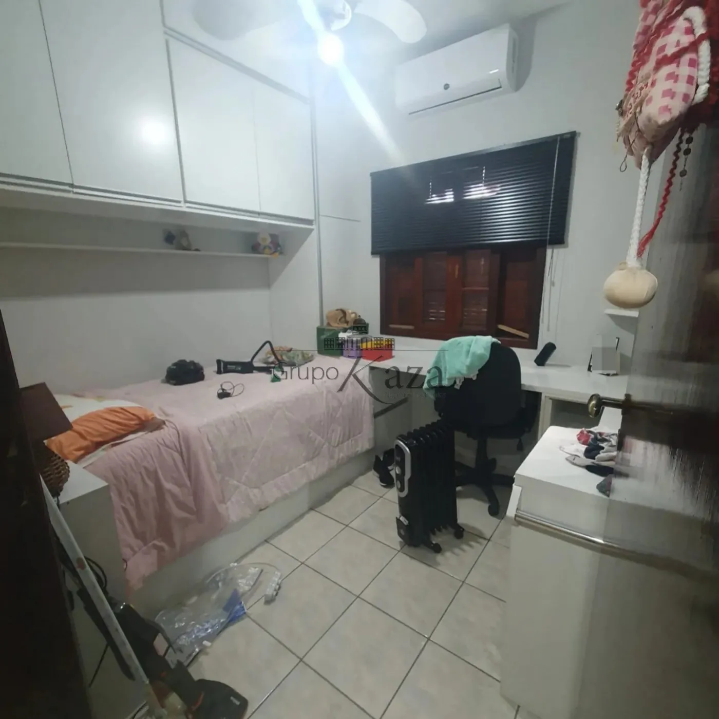 Foto 18 de Casa Sobrado em Jardim Altos de Santana, São José dos Campos - imagem 18