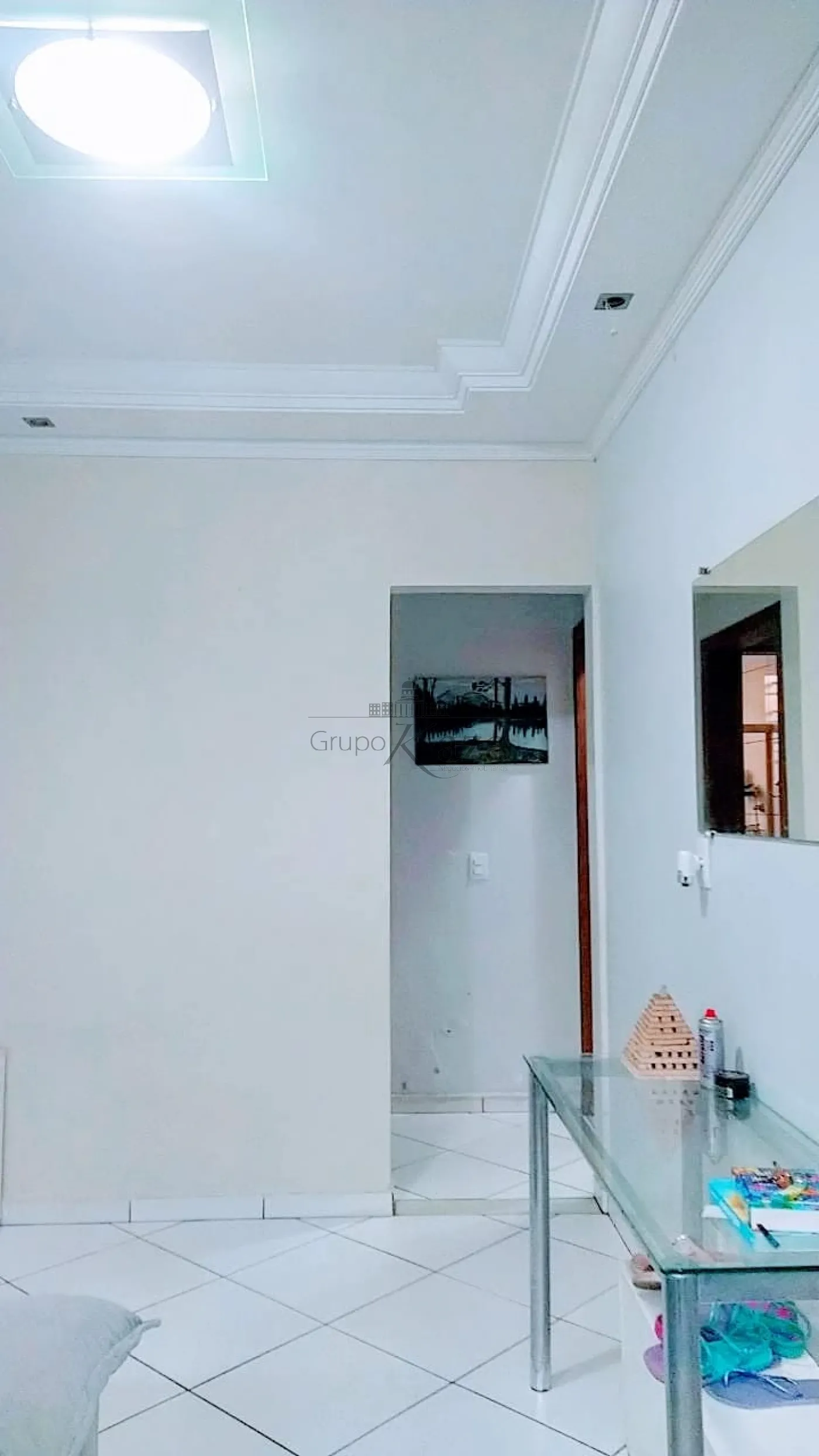 Foto 3 de Casa Padrão em Jardim Uirá, São José dos Campos - imagem 3