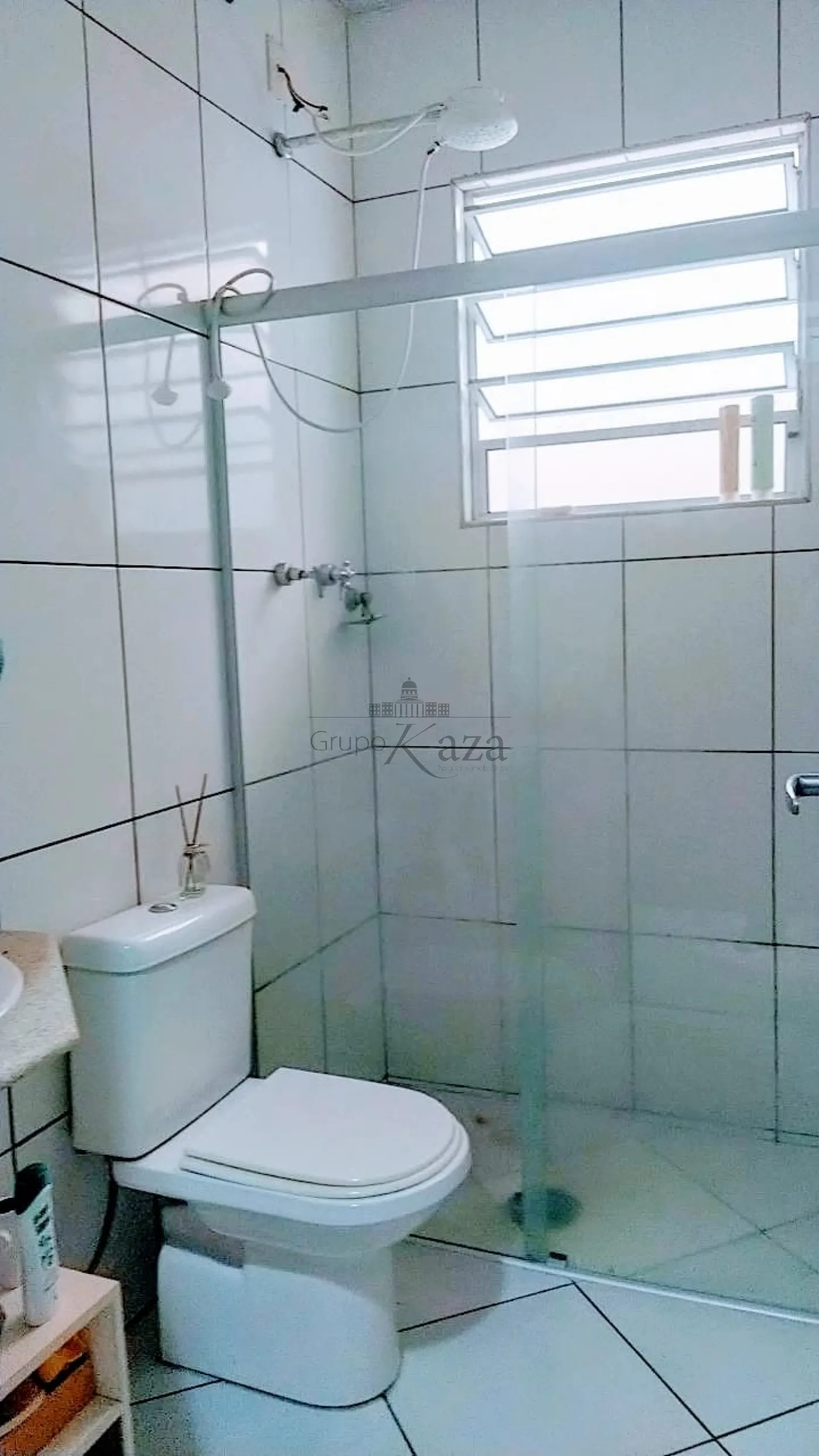 Foto 7 de Casa Padrão em Jardim Uirá, São José dos Campos - imagem 7