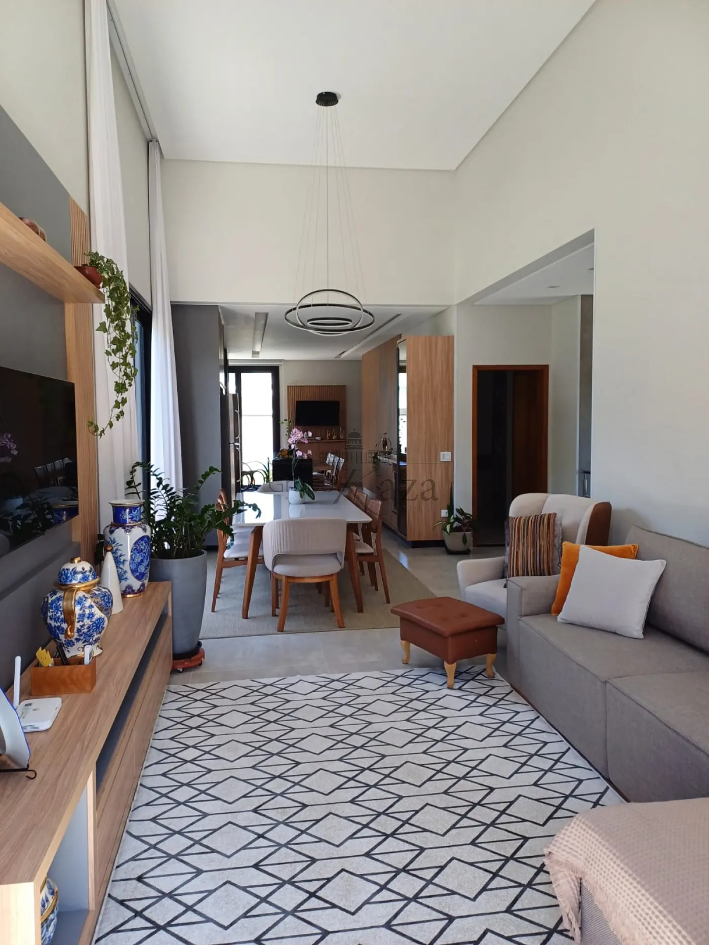 Foto 1 de Casa Condomínio em Condomínio Residencial Fogaça, Jacareí - imagem 1