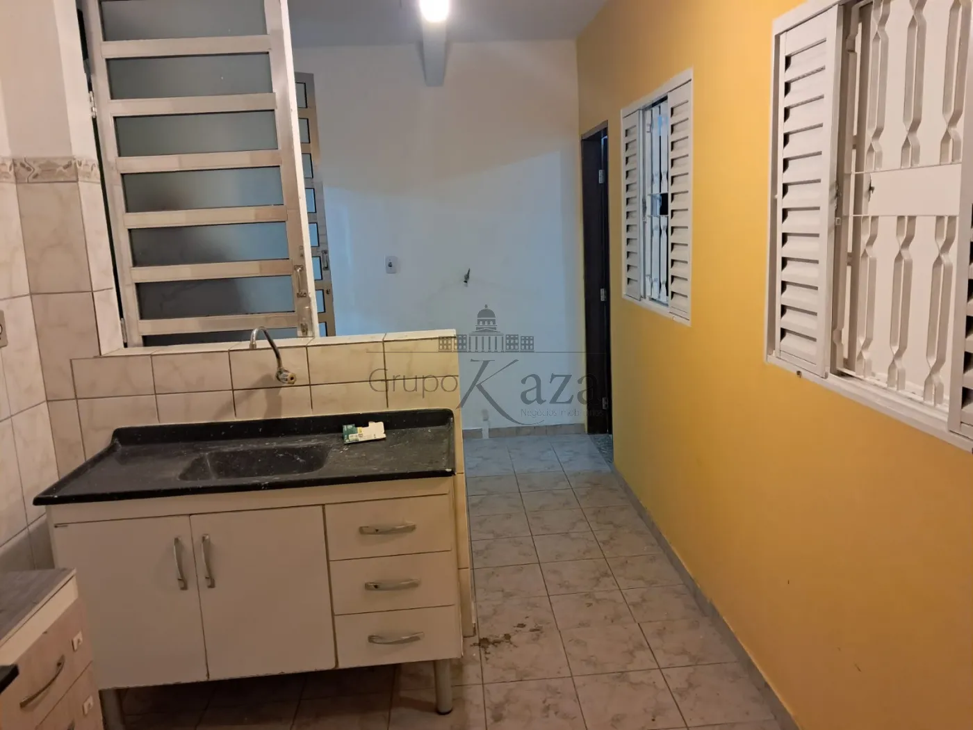 Foto 11 de Casa Padrão em Conjunto Residencial Trinta e Um de Março, São José dos Campos - imagem 11