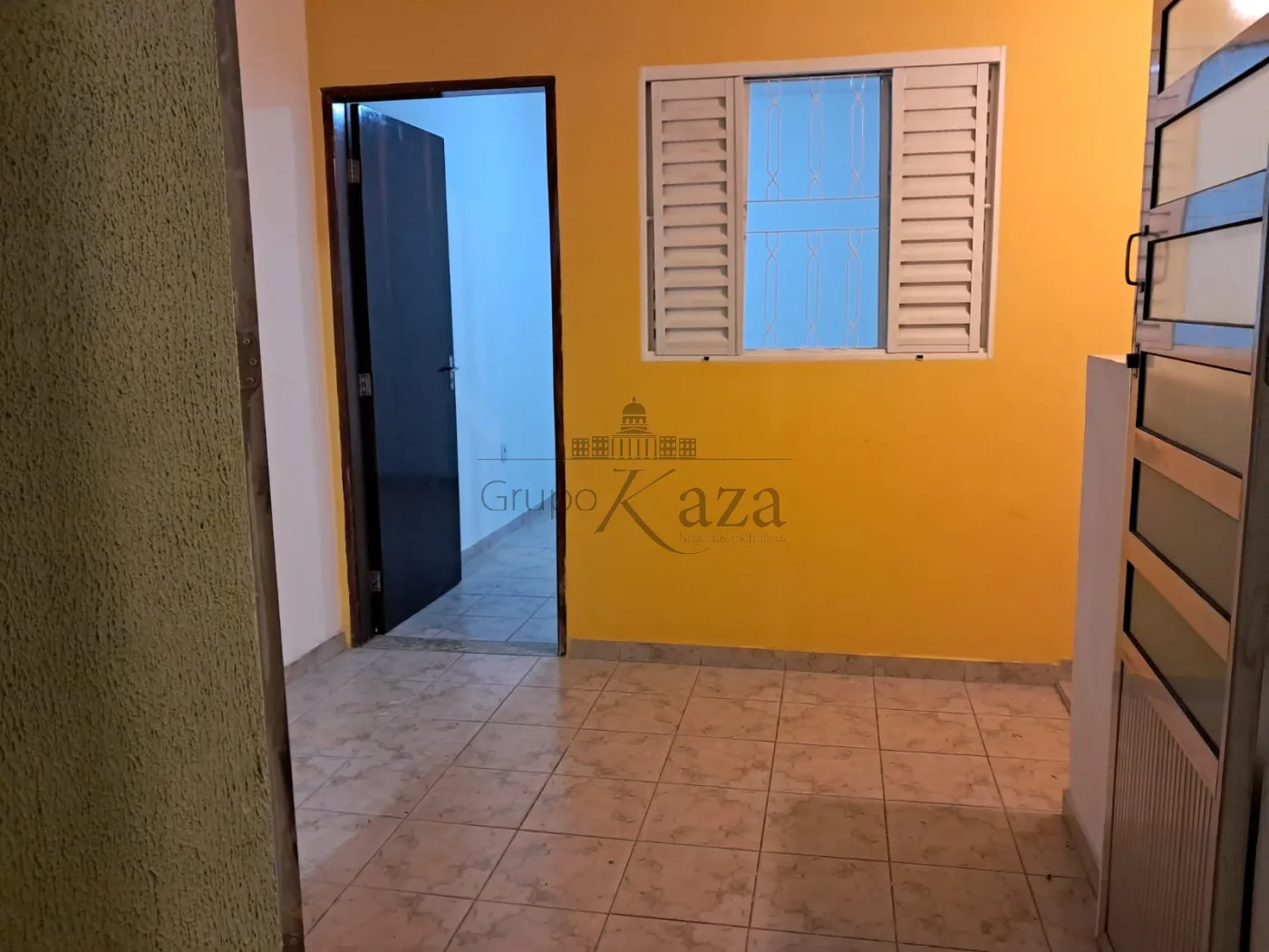 Foto 10 de Casa Padrão em Conjunto Residencial Trinta e Um de Março, São José dos Campos - imagem 10
