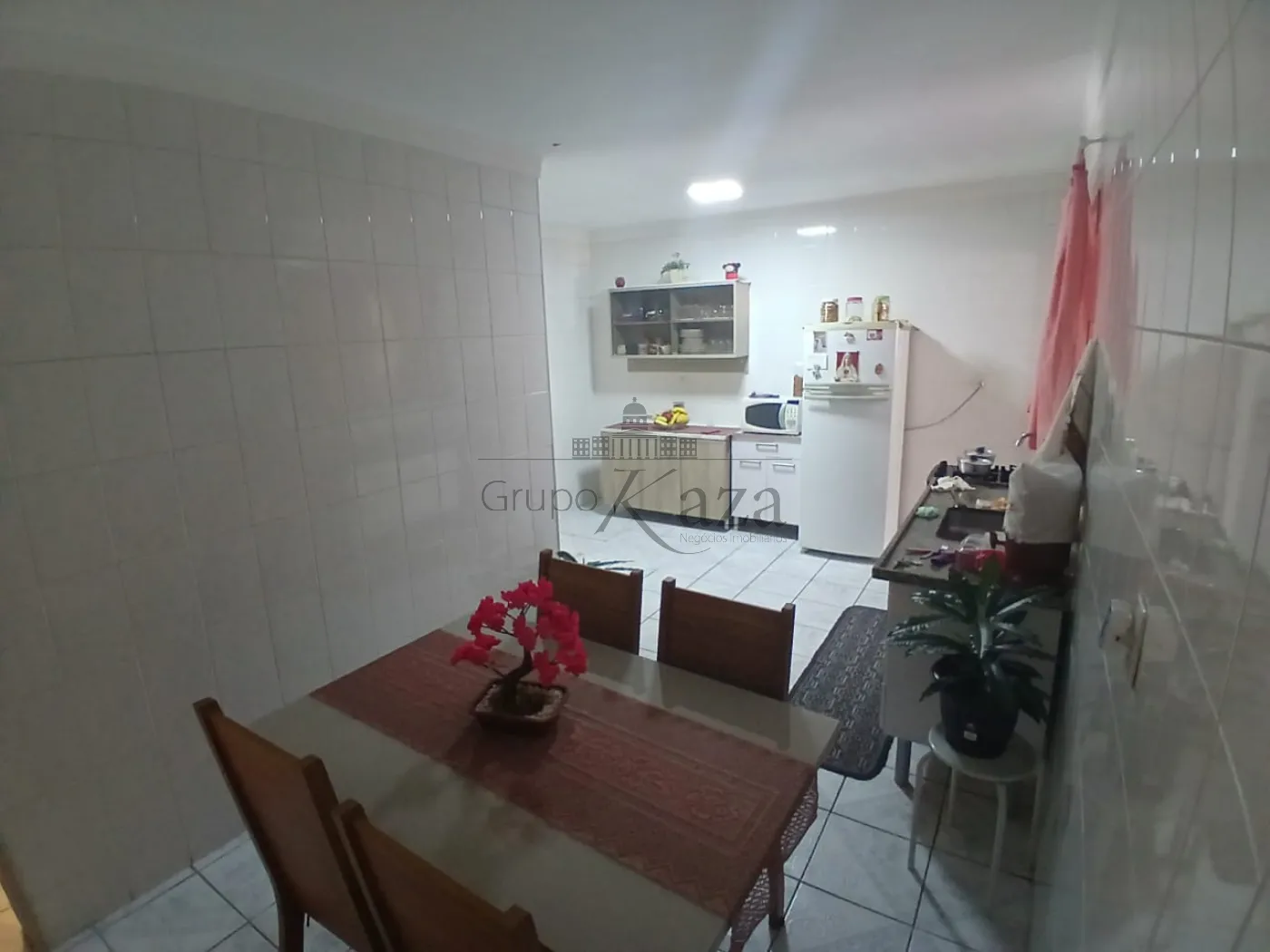 Foto 4 de Casa Padrão em Jardim Motorama, São José dos Campos - imagem 4