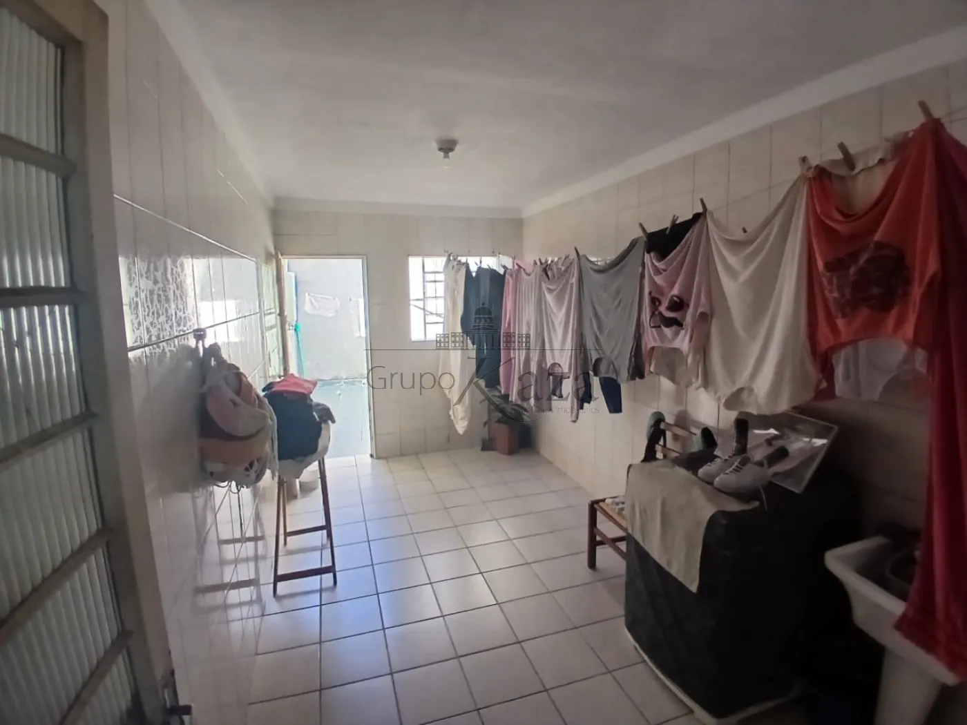 Foto 12 de Casa Padrão em Jardim Motorama, São José dos Campos - imagem 12