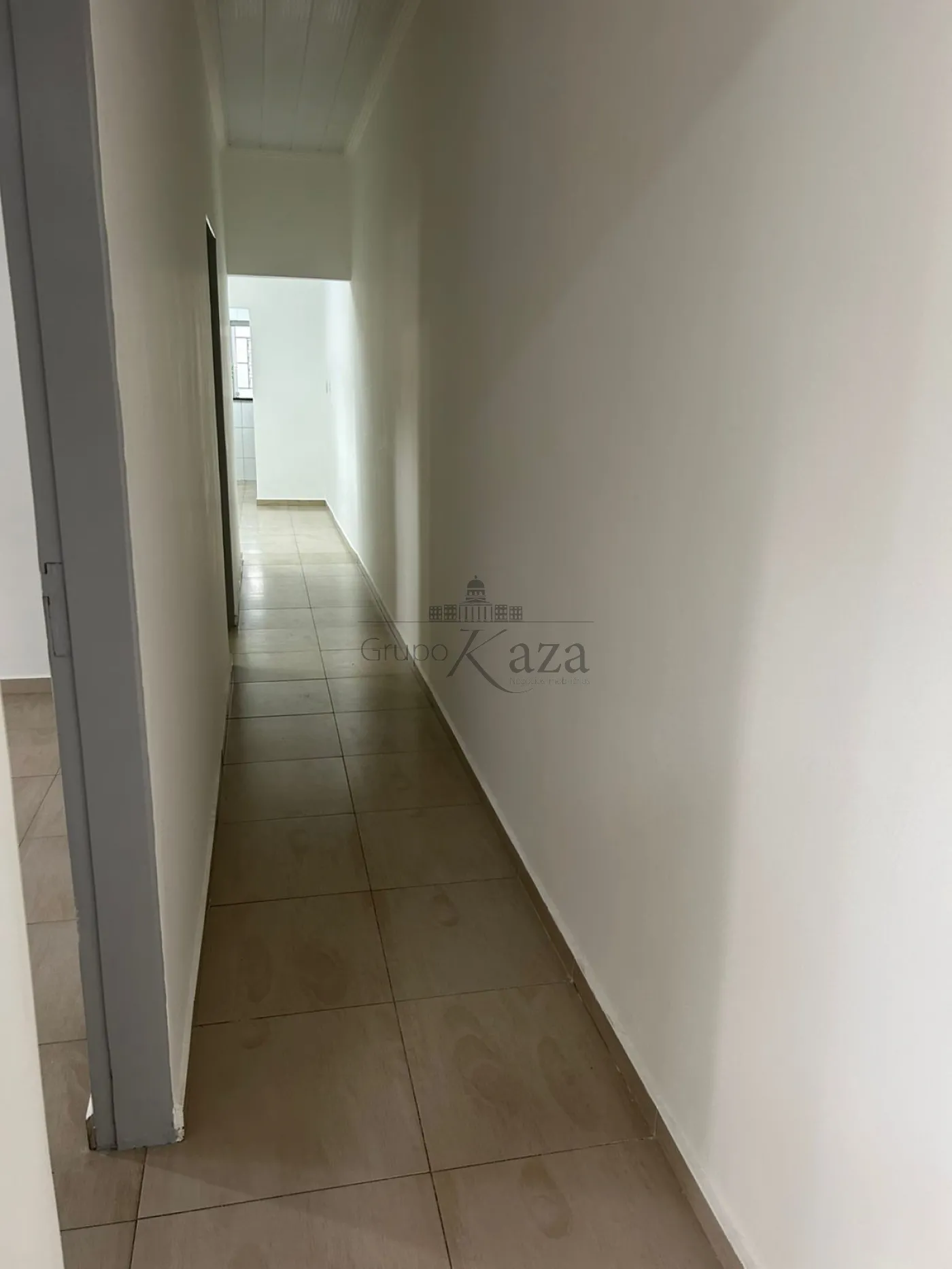 Foto 4 de Casa Padrão em Vila Santos, Caçapava - imagem 4