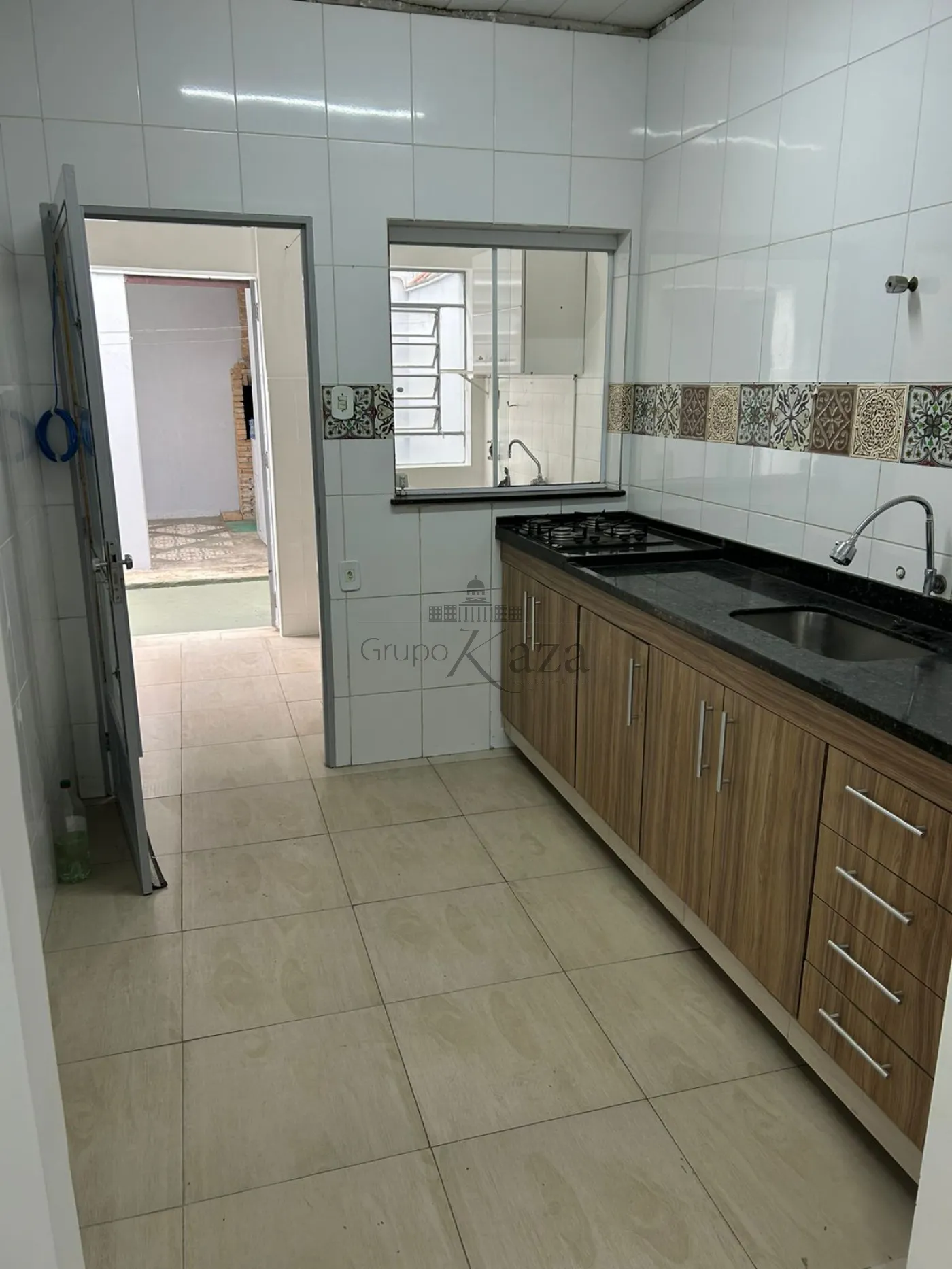 Foto 3 de Casa Padrão em Vila Santos, Caçapava - imagem 3