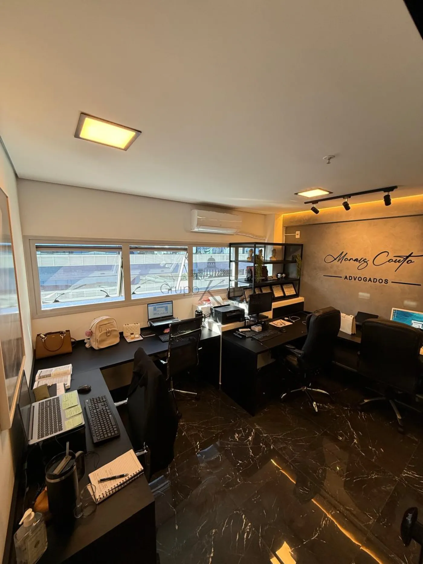 Foto 2 de Comercial Sala Condomínio em Parque Residencial Aquarius, São José dos Campos - imagem 2
