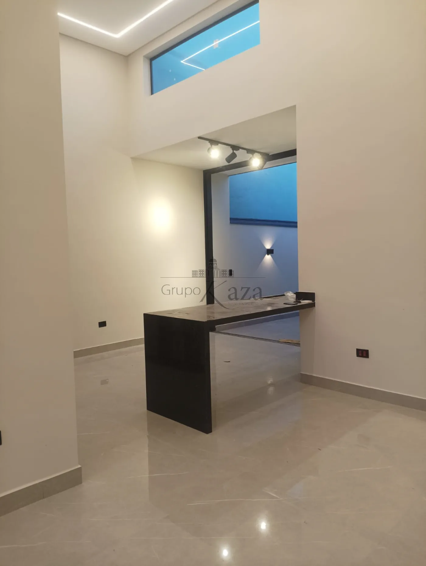 Foto 1 de Casa Padrão em Portal dos Pássaros, São José dos Campos - imagem 1