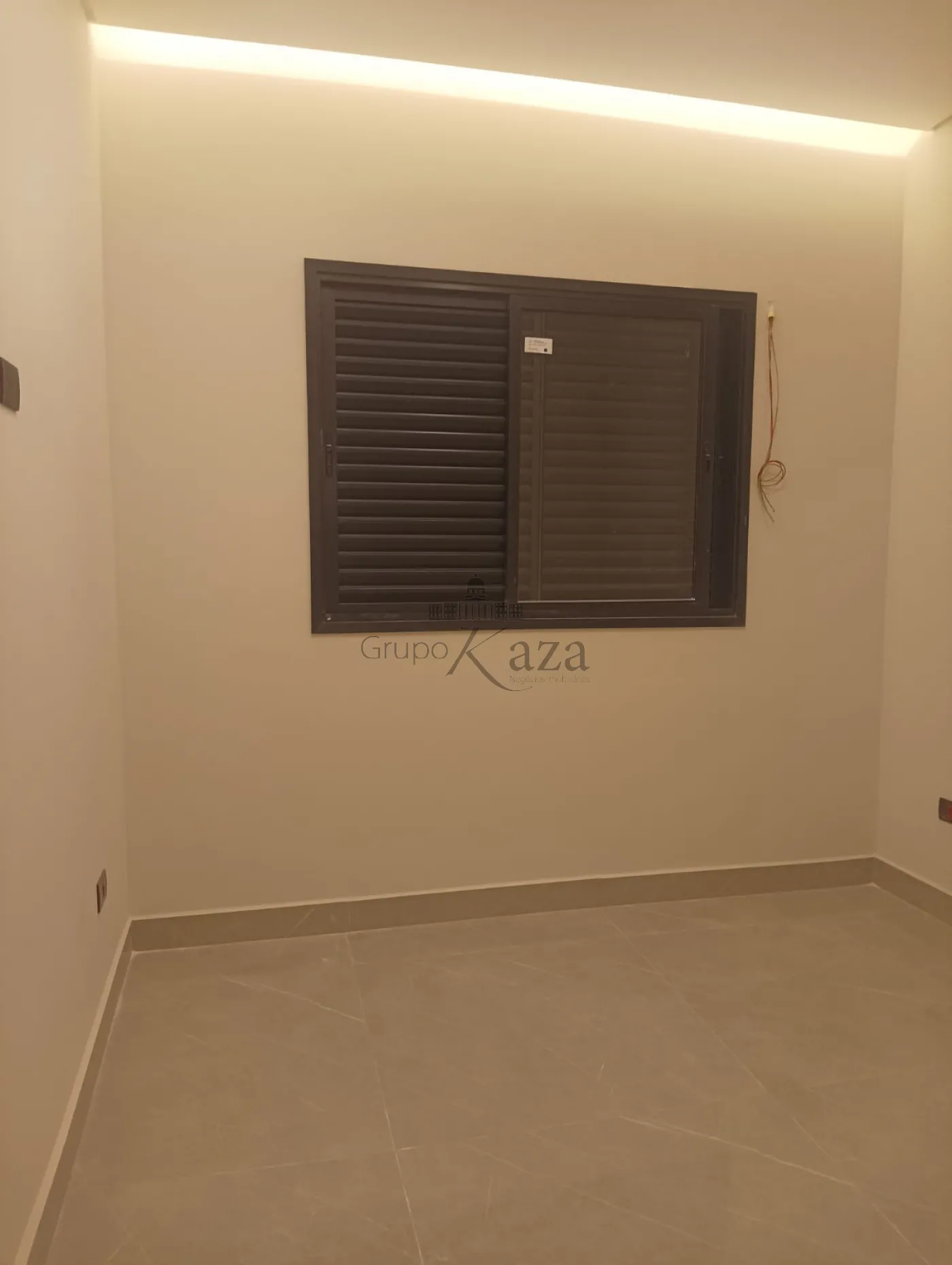 Foto 6 de Casa Padrão em Portal dos Pássaros, São José dos Campos - imagem 6
