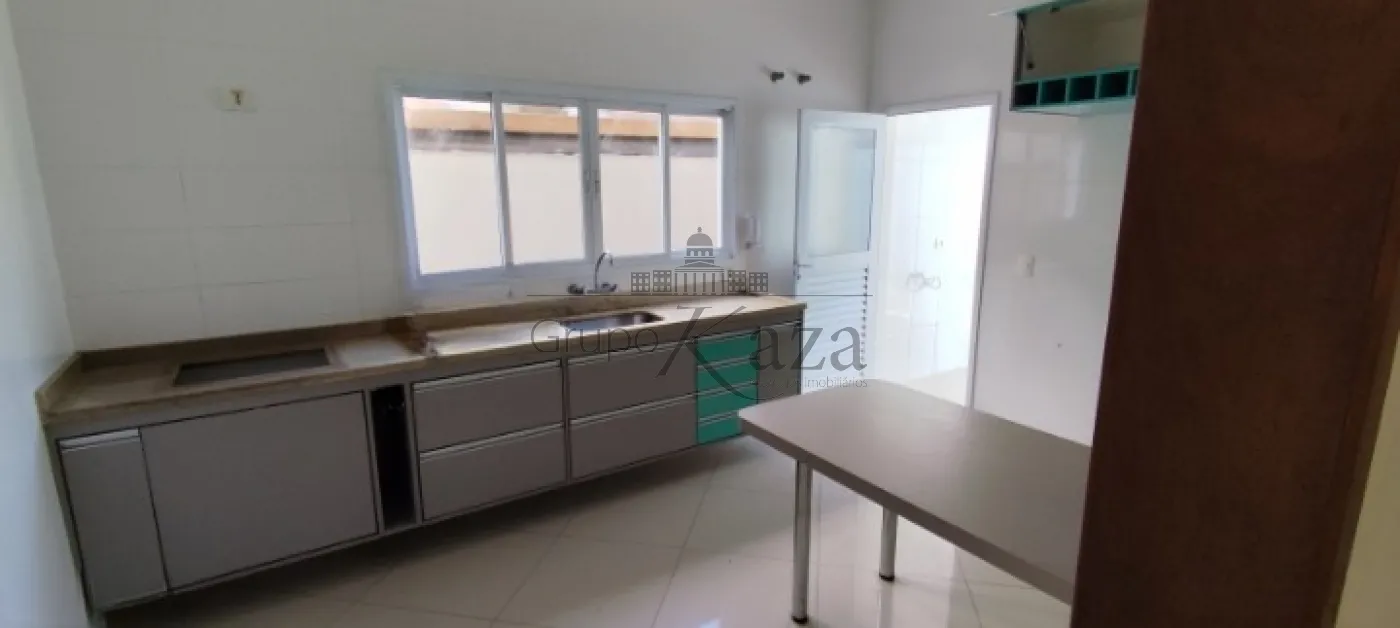 Foto 8 de Casa Condomínio em Parque Califórnia, Jacareí - imagem 8