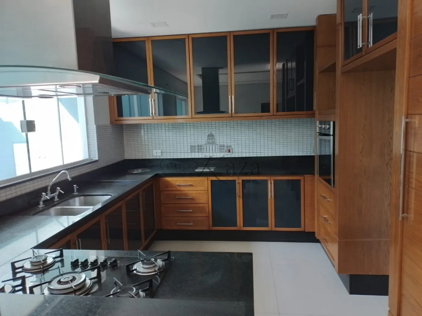 Foto 3 de Casa Sobrado em Jardim do Céu, São José dos Campos - imagem 3