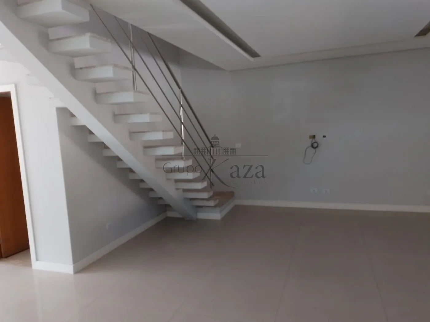 Foto 2 de Casa Sobrado em Jardim do Céu, São José dos Campos - imagem 2