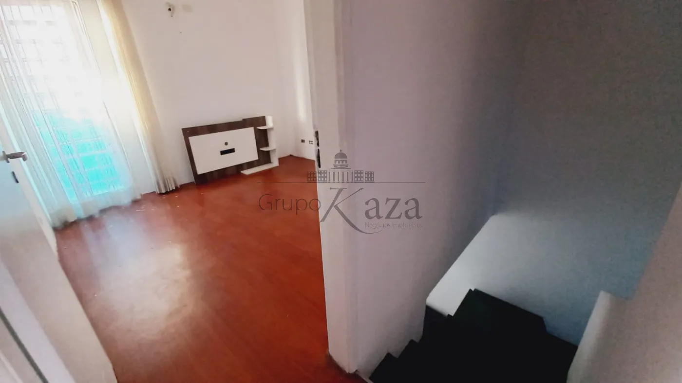 Foto 12 de Casa Condomínio em Jardim Califórnia, Jacareí - imagem 12