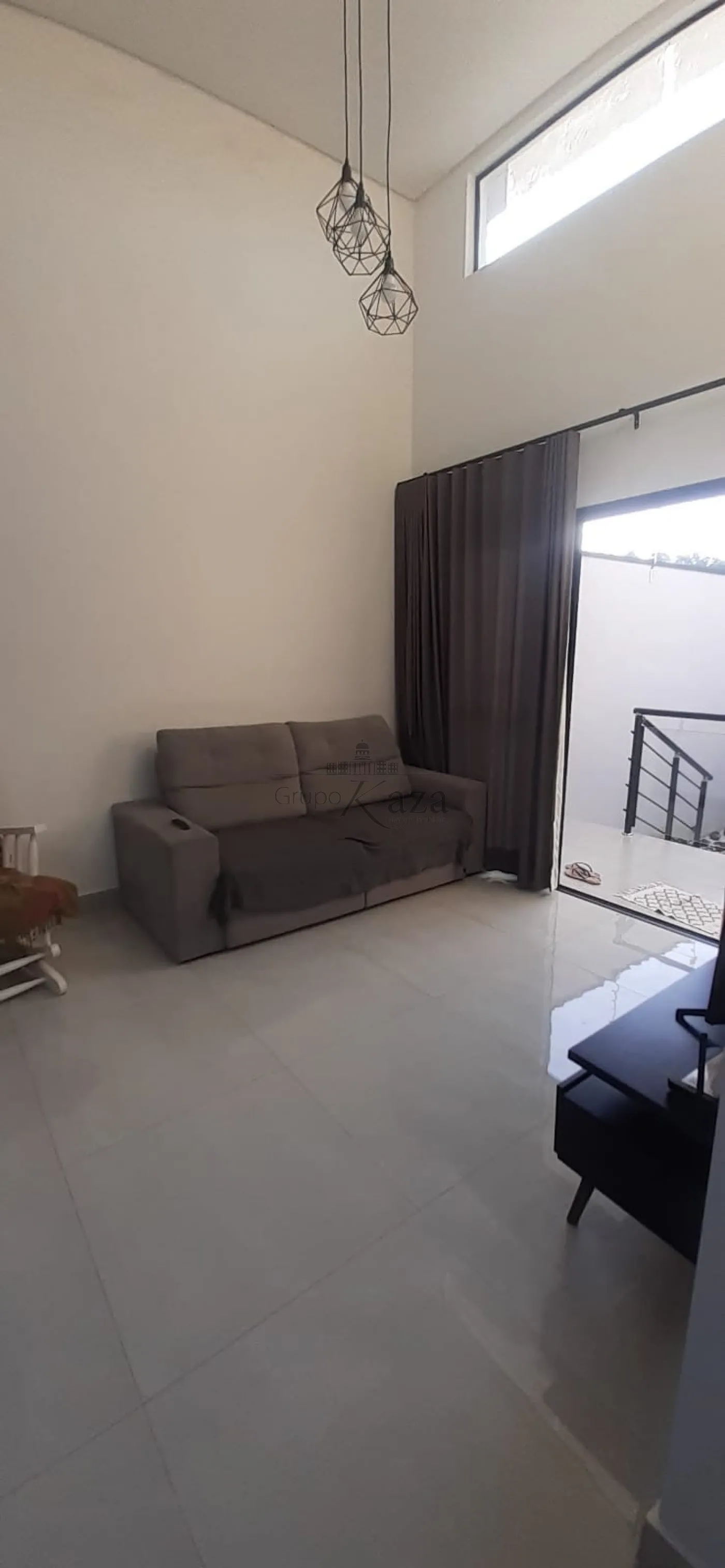 Foto 2 de Casa Padrão em Portal dos Pássaros, São José dos Campos - imagem 2