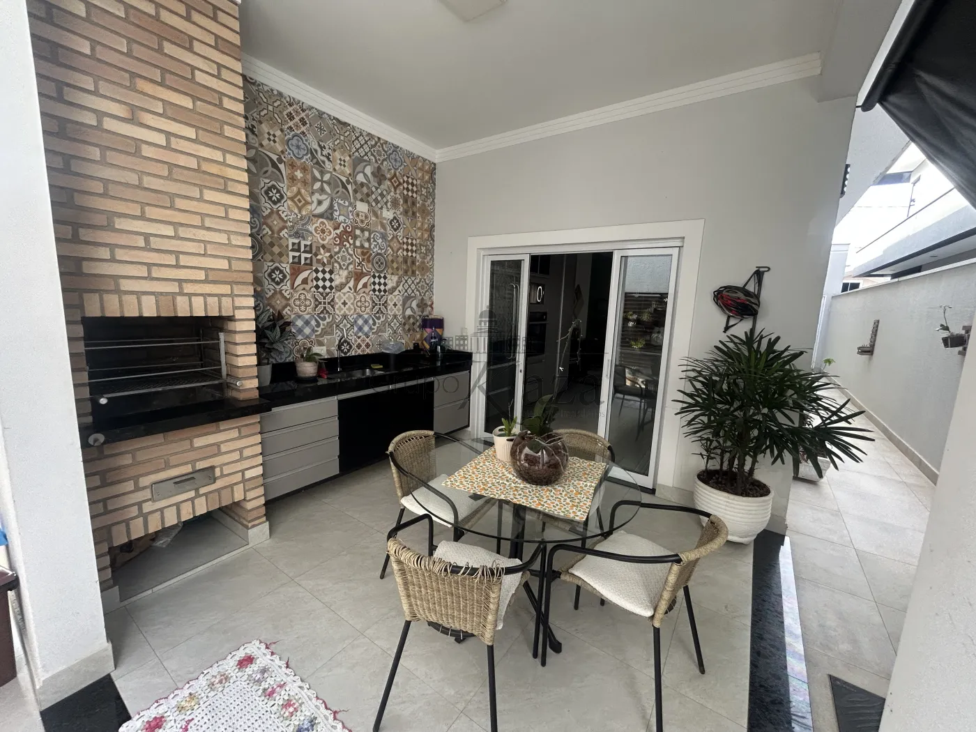 Foto 11 de Casa Condomínio em Jardim Crystal Park, Jacareí - imagem 11