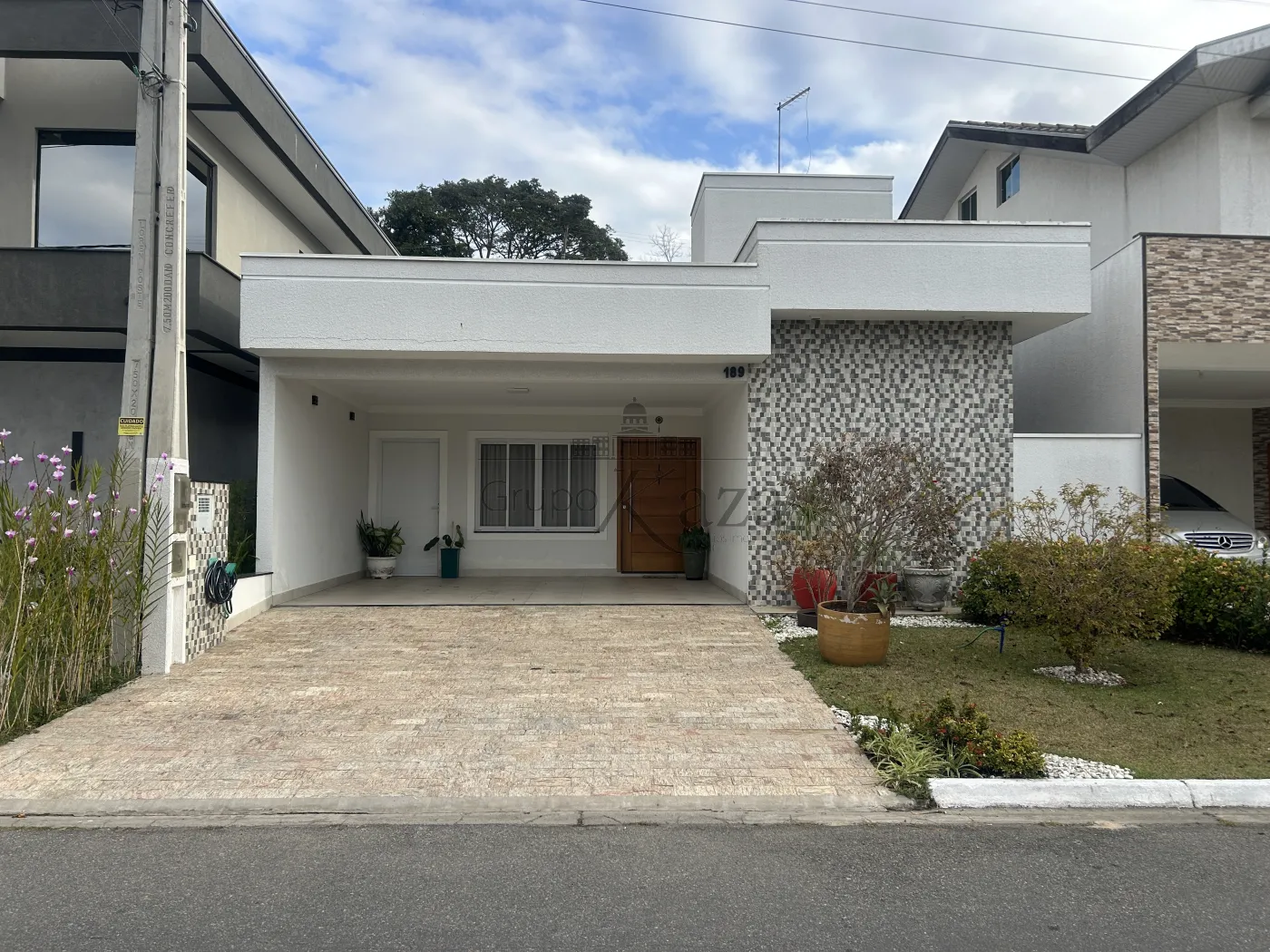 Foto 1 de Casa Condomínio em Jardim Crystal Park, Jacareí - imagem 1