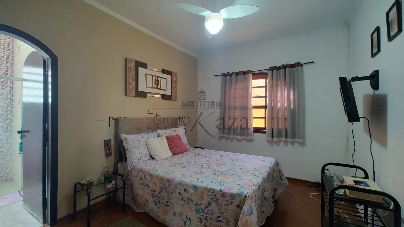 Foto 12 de Casa Padrão em Vila Pinheiro, Jacareí - imagem 12