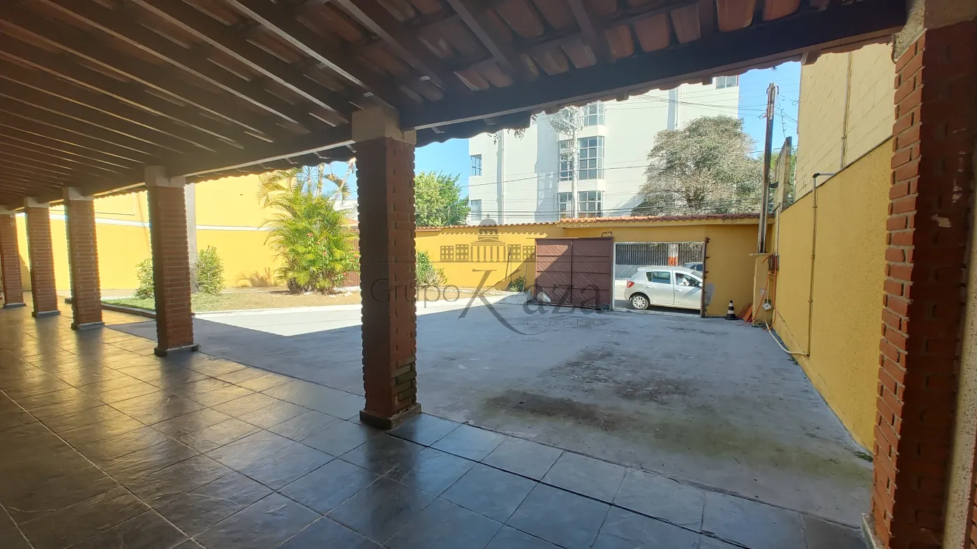 Foto 41 de Casa Padrão em Vila Pinheiro, Jacareí - imagem 41