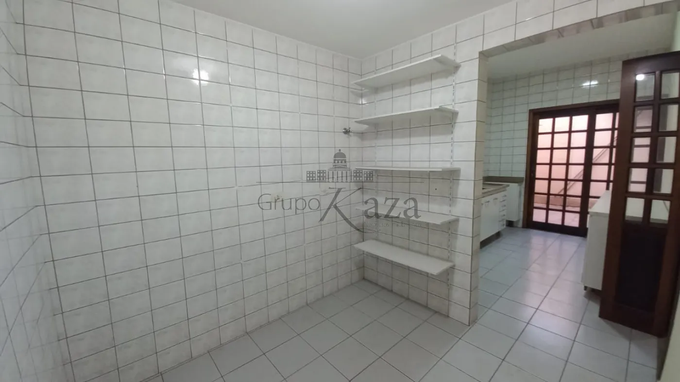 Foto 10 de Casa Condomínio em Jardim Califórnia, Jacareí - imagem 10