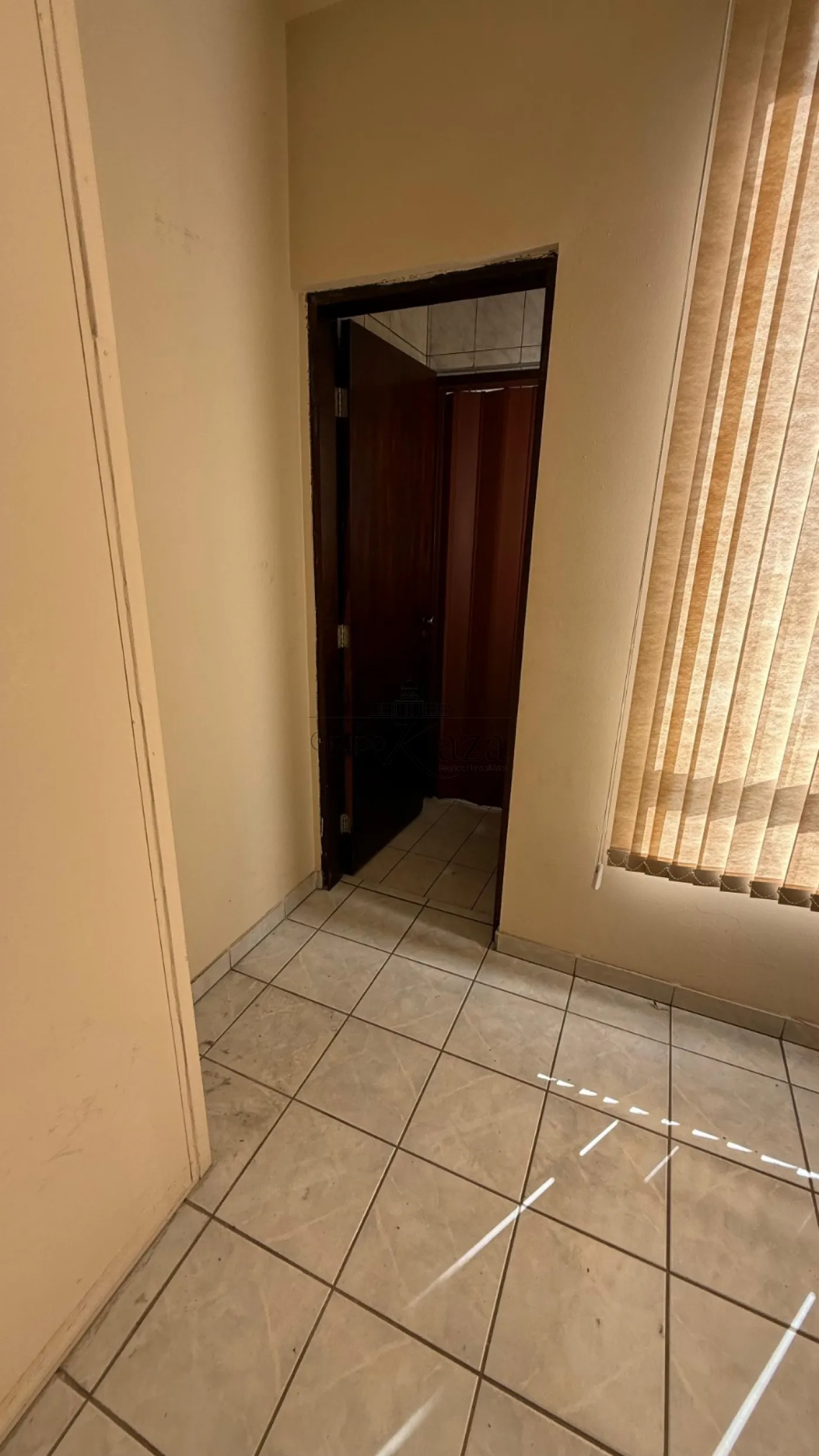 Foto 5 de Comercial Sala Condomínio em Centro, Jacareí - imagem 5