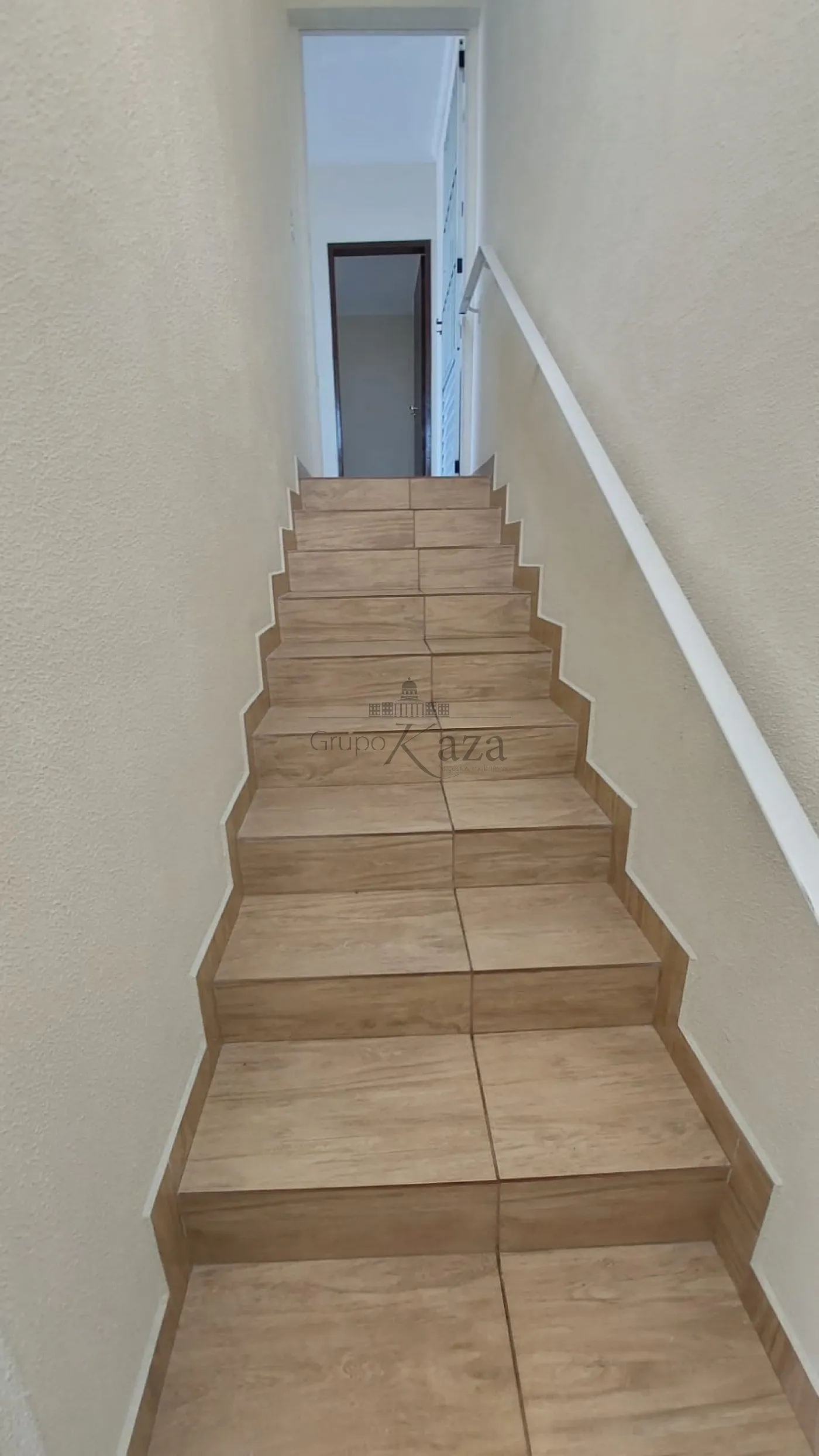 Foto 18 de Casa Sobrado em Jardim Ismênia, São José dos Campos - imagem 18