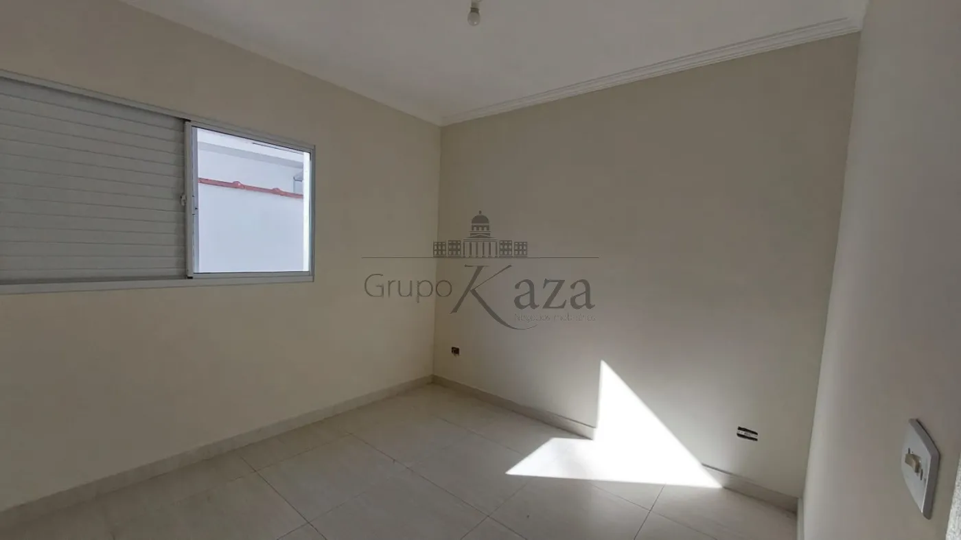 Foto 13 de Casa Sobrado em Jardim Ismênia, São José dos Campos - imagem 13