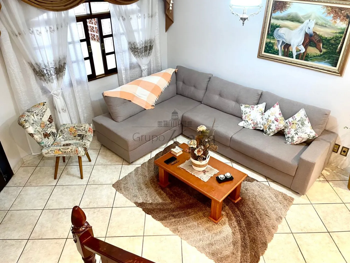 Foto 3 de Casa Sobrado em Vila Tesouro, São José dos Campos - imagem 3