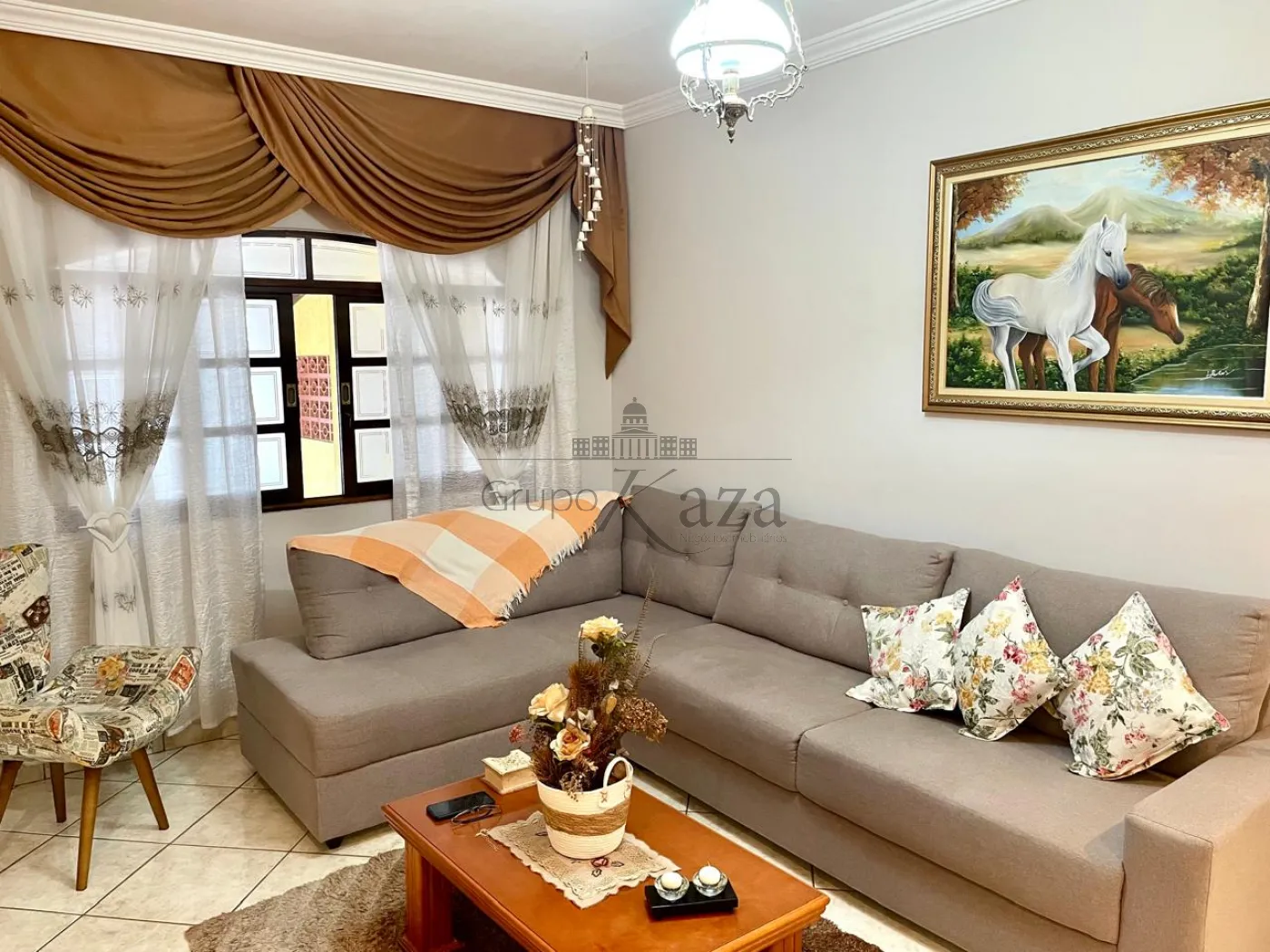 Foto 4 de Casa Sobrado em Vila Tesouro, São José dos Campos - imagem 4