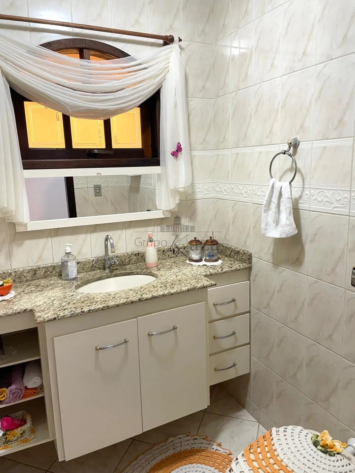 Foto 13 de Casa Sobrado em Vila Tesouro, São José dos Campos - imagem 13