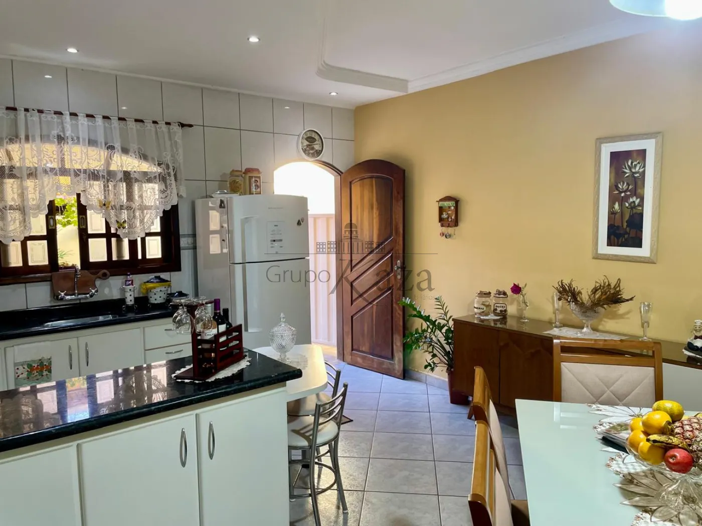 Foto 9 de Casa Sobrado em Vila Tesouro, São José dos Campos - imagem 9