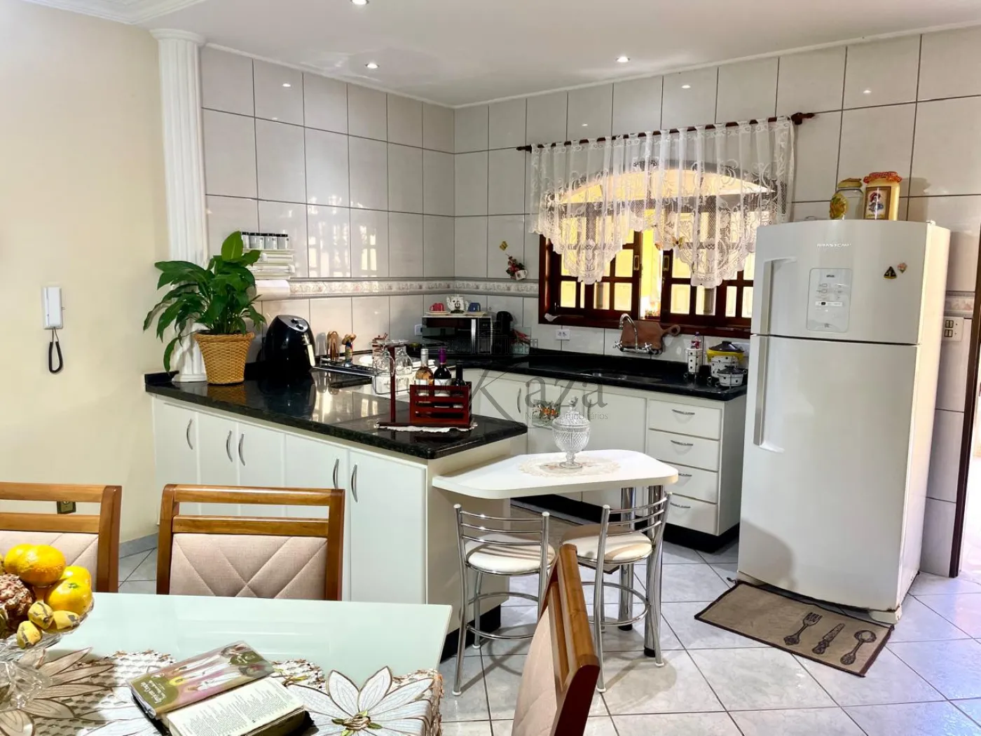 Foto 11 de Casa Sobrado em Vila Tesouro, São José dos Campos - imagem 11