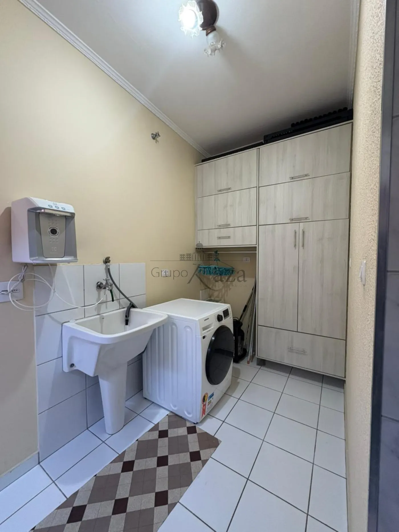 Foto 22 de Casa Padrão em Jardim Santa Maria, Jacareí - imagem 22