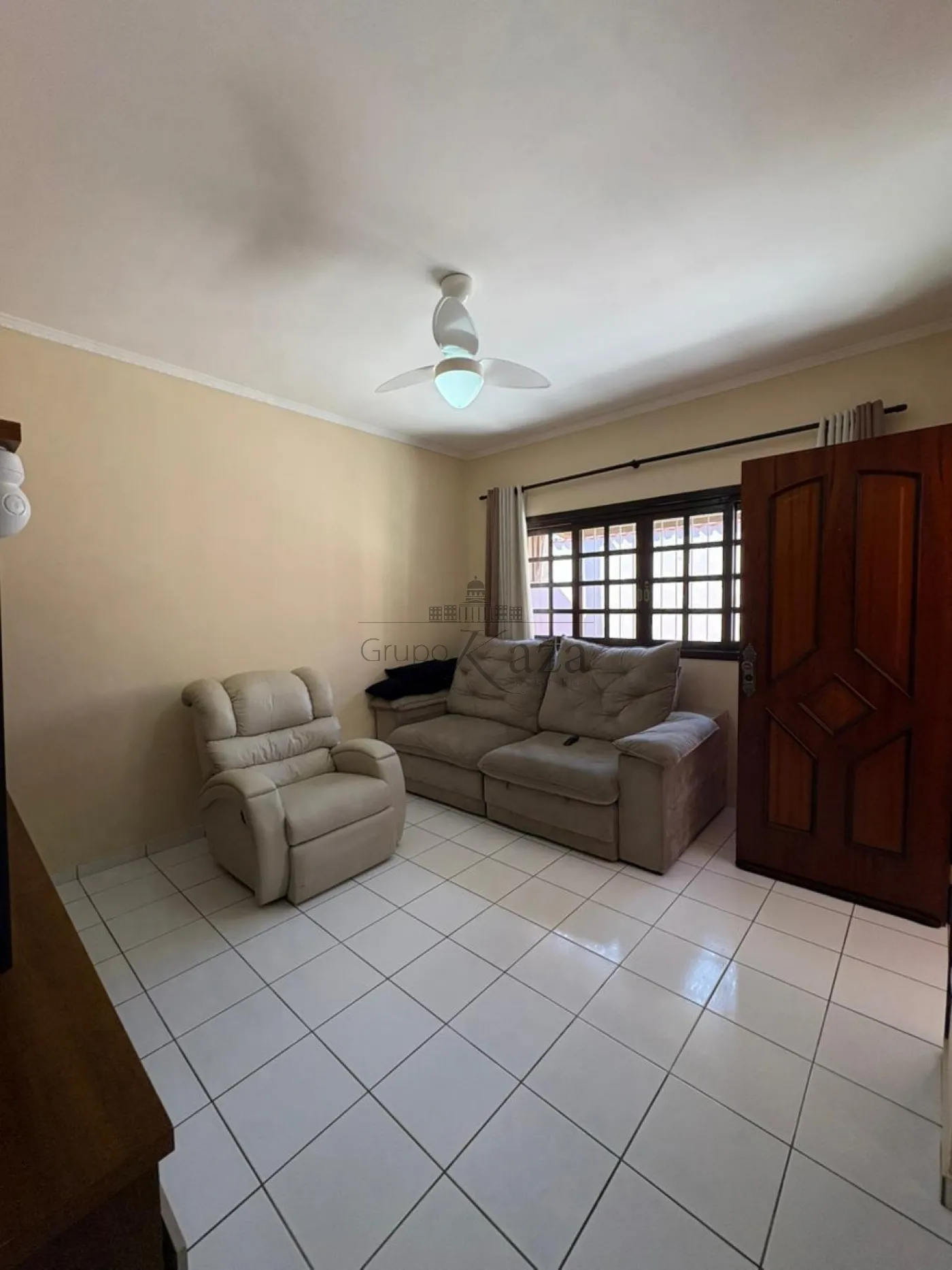 Foto 11 de Casa Padrão em Jardim Santa Maria, Jacareí - imagem 11