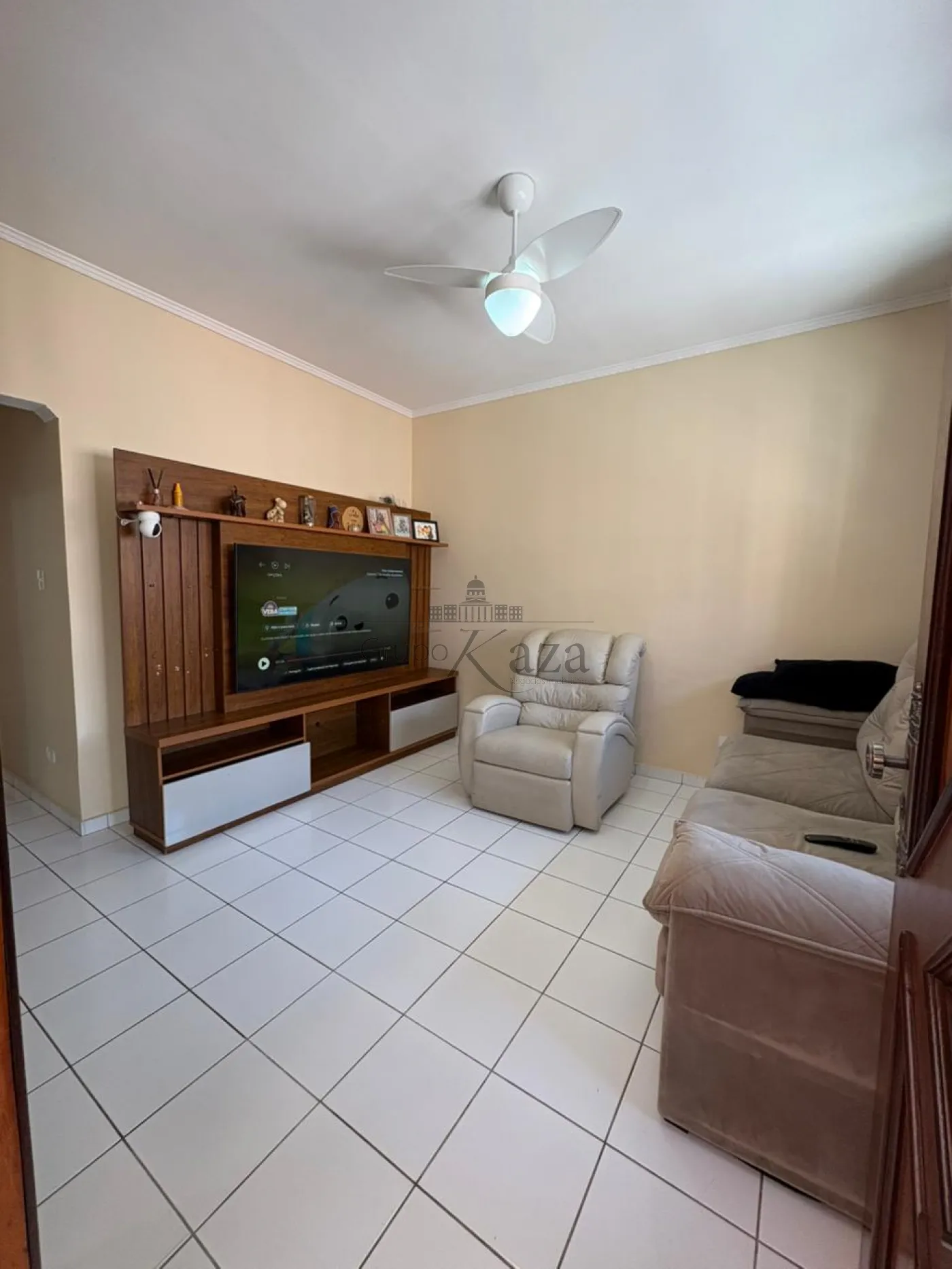Foto 12 de Casa Padrão em Jardim Santa Maria, Jacareí - imagem 12