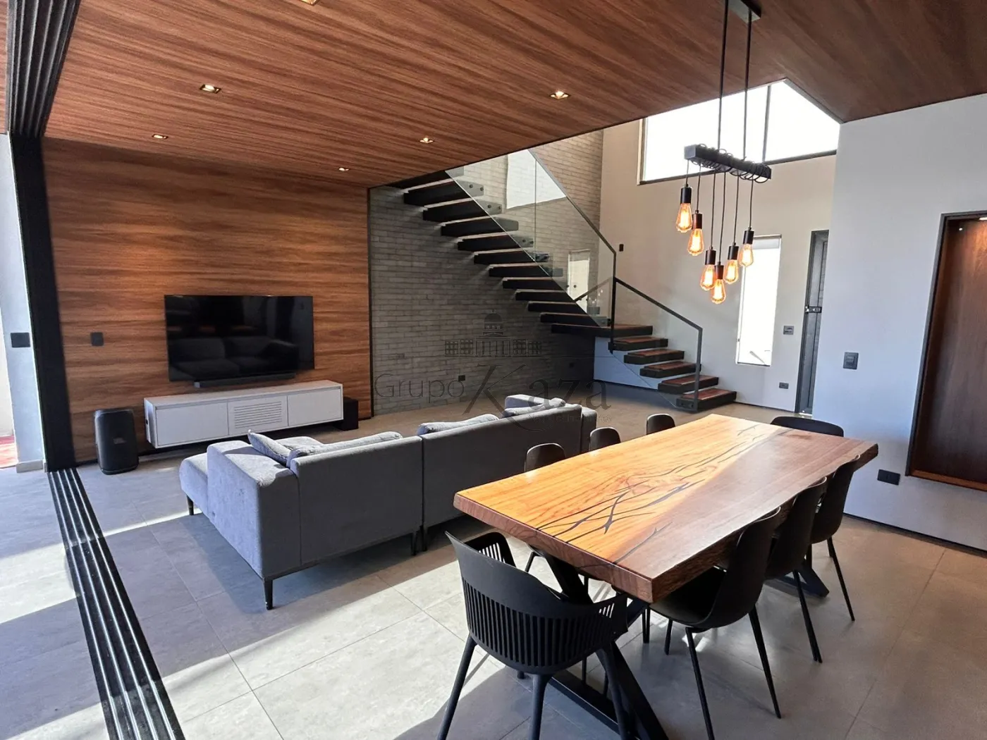 Foto 1 de Casa Condomínio em Loteamento Floresta, São José dos Campos - imagem 1