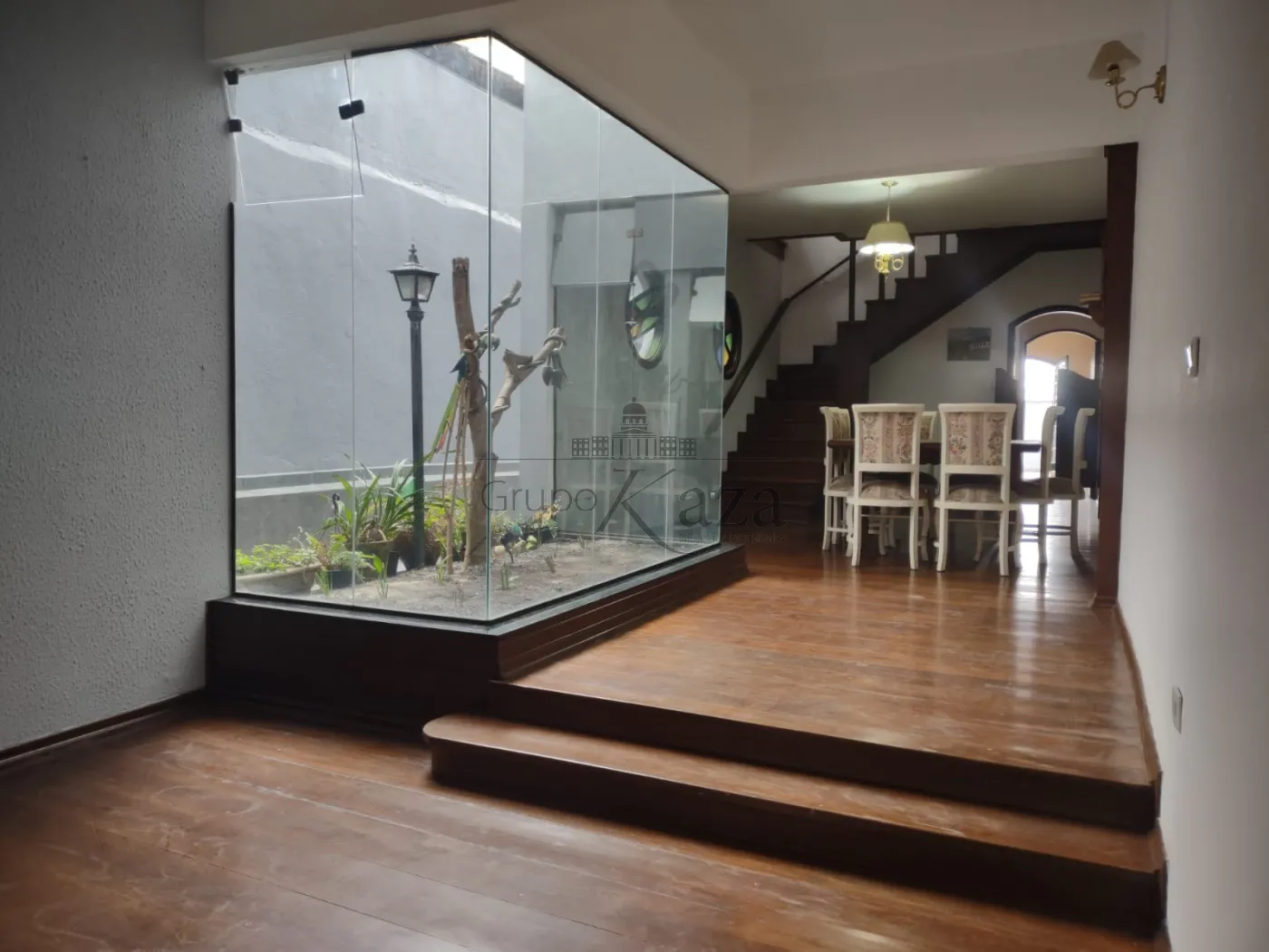 Foto 1 de Casa Padrão em Jardim Bela Vista, São José dos Campos - imagem 1 Foto 1 de Casa Padrão em Jardim Bela Vista, São José dos Campos - imagem 1