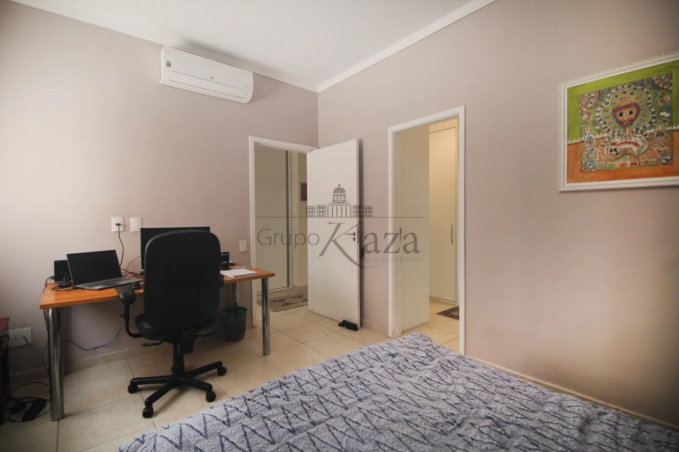 Foto 16 de Casa Padrão em Pacaembu, São Paulo - imagem 16