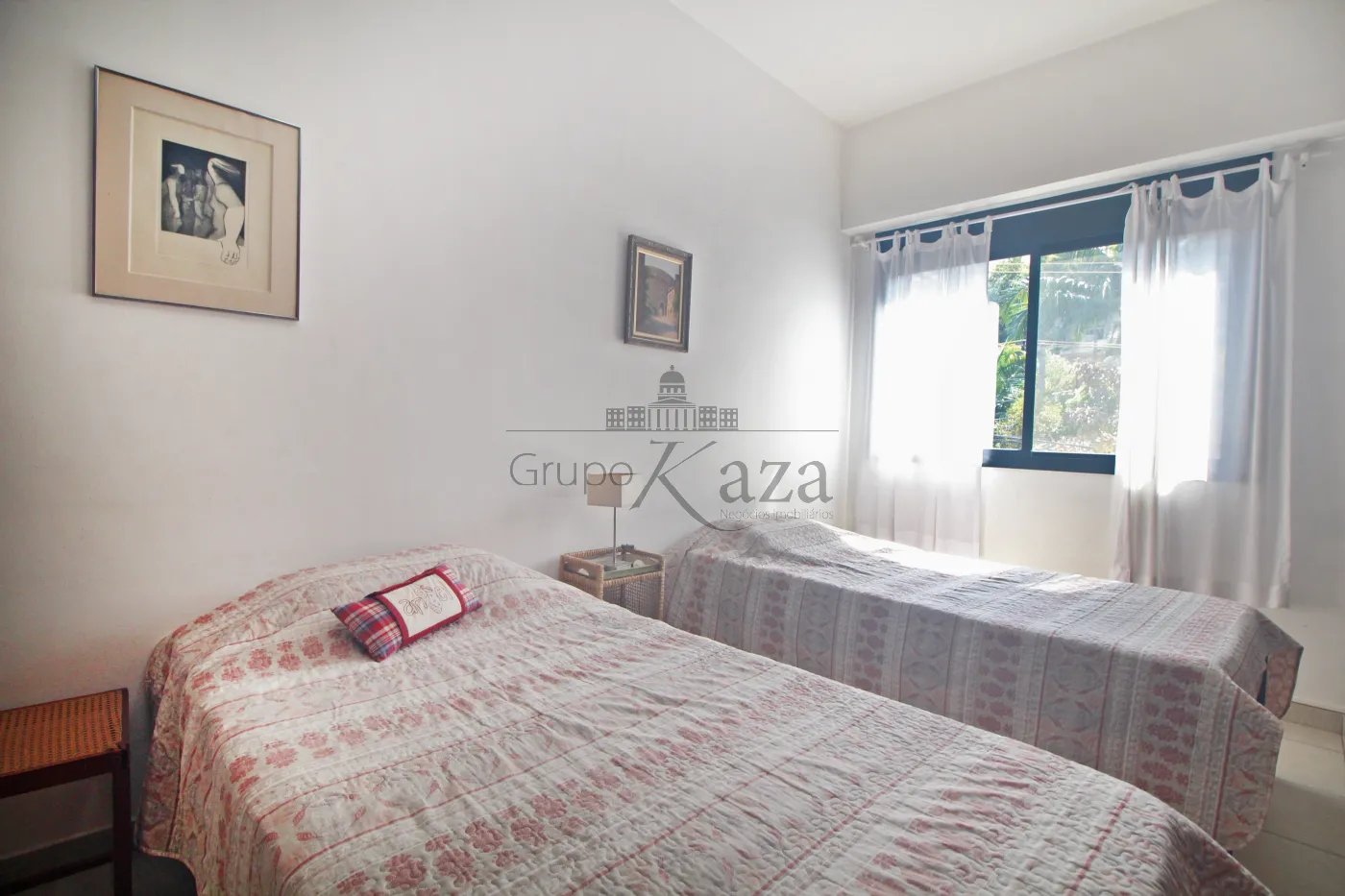 Foto 25 de Casa Padrão em Pacaembu, São Paulo - imagem 25