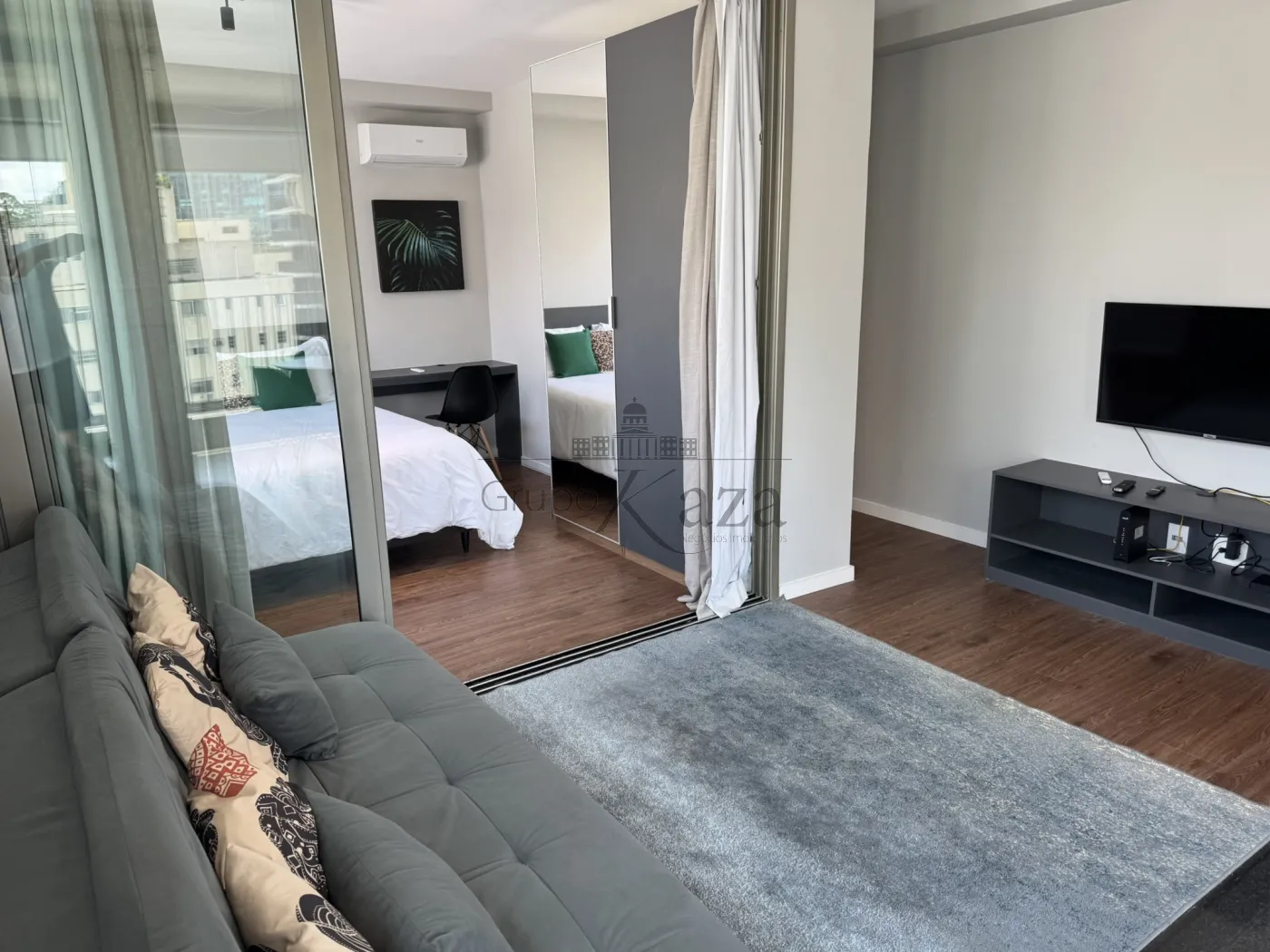 Foto 2 de Apartamento Padrão em Cerqueira César, São Paulo - imagem 2