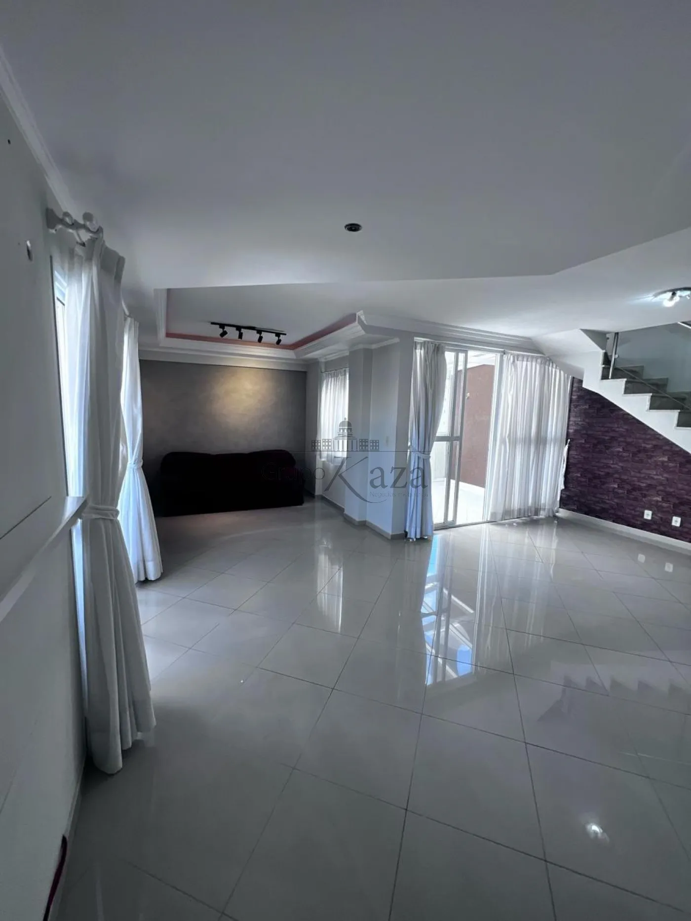 Foto 1 de Apartamento Cobertura Duplex em Parque Industrial, São José dos Campos - imagem 1 Foto 1 de Apartamento Cobertura Duplex em Parque Industrial, São José dos Campos - imagem 1