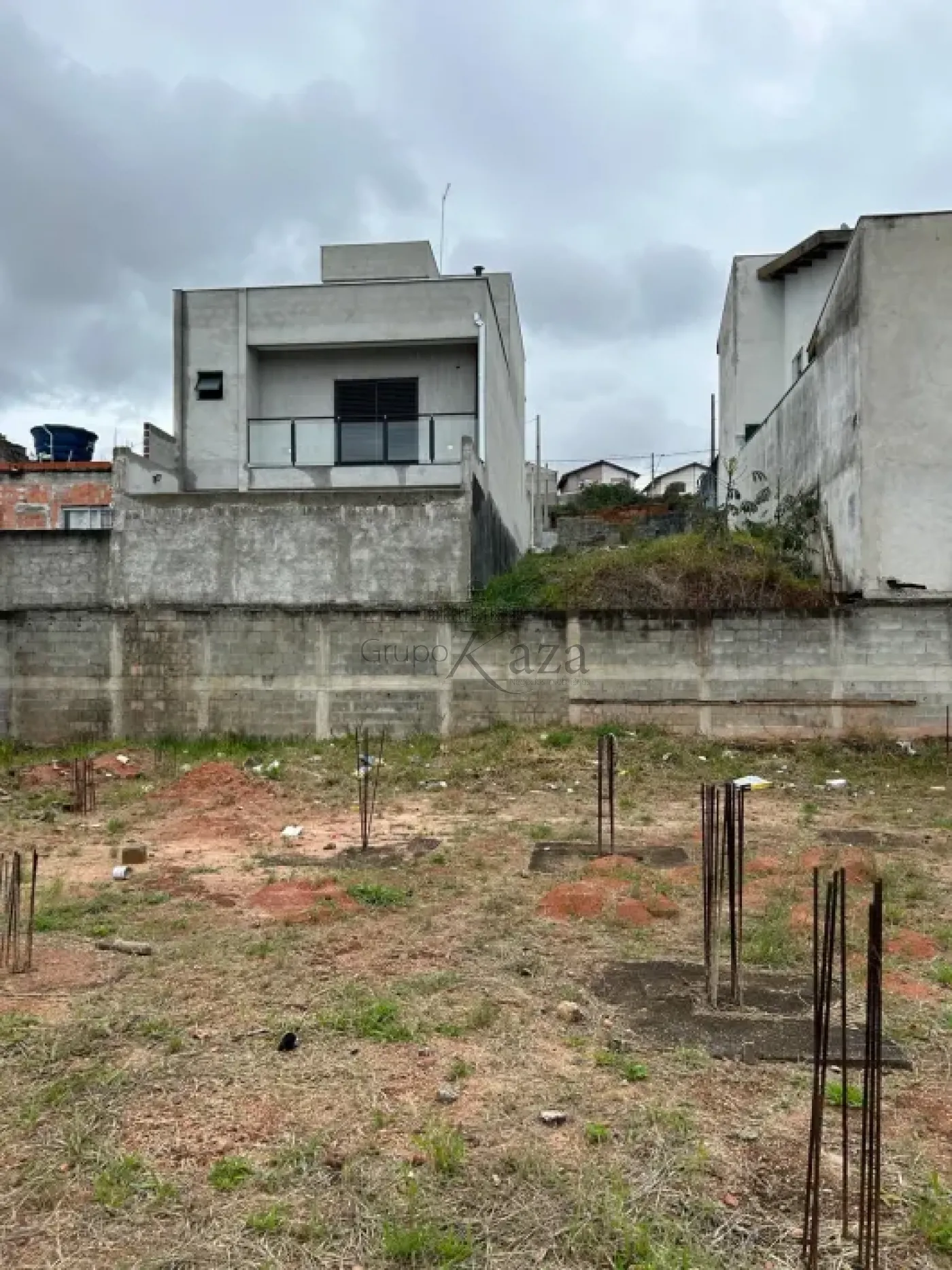 Foto 1 de Terreno Padrão em Parque Califórnia, Jacareí - imagem 1