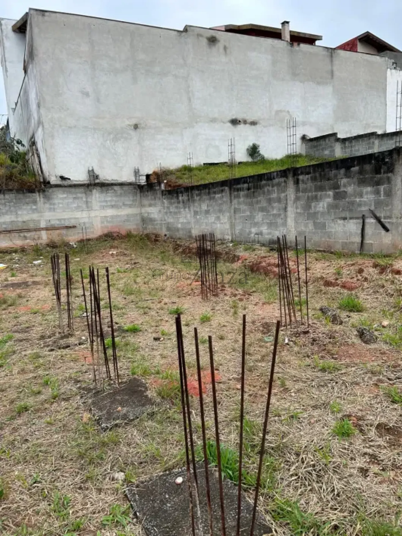 Foto 2 de Terreno Padrão em Parque Califórnia, Jacareí - imagem 2