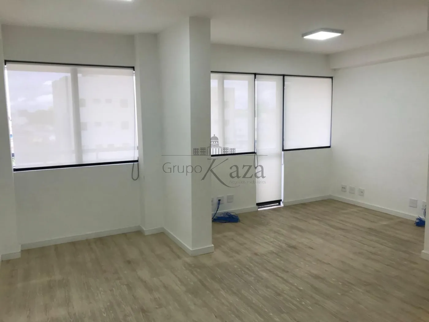 Foto 2 de Comercial Sala Condomínio em Centro, São José dos Campos - imagem 2