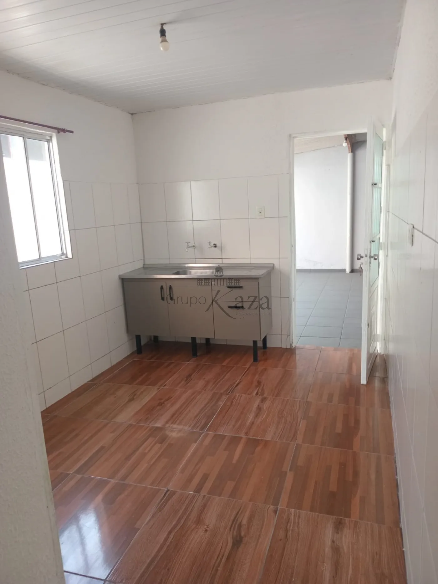 Foto 3 de Casa Padrão em Campo dos Alemães, São José dos Campos - imagem 3