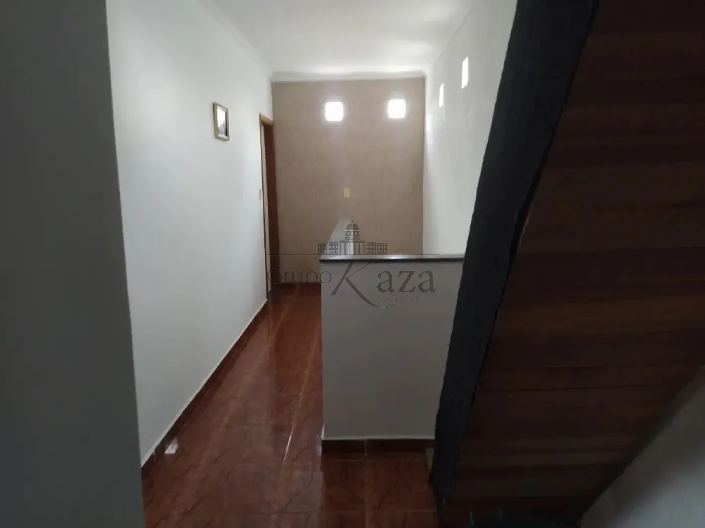 Foto 6 de Casa Sobrado em Residencial Altos do Bosque, São José dos Campos - imagem 6