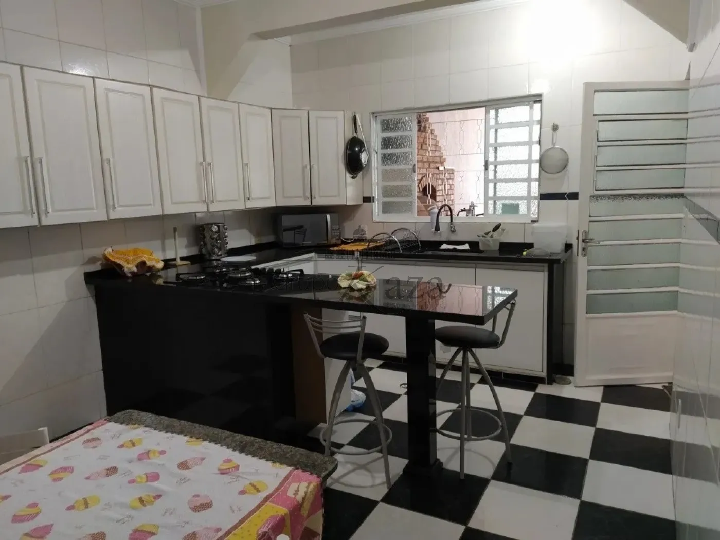 Foto 3 de Casa Sobrado em Residencial Altos do Bosque, São José dos Campos - imagem 3