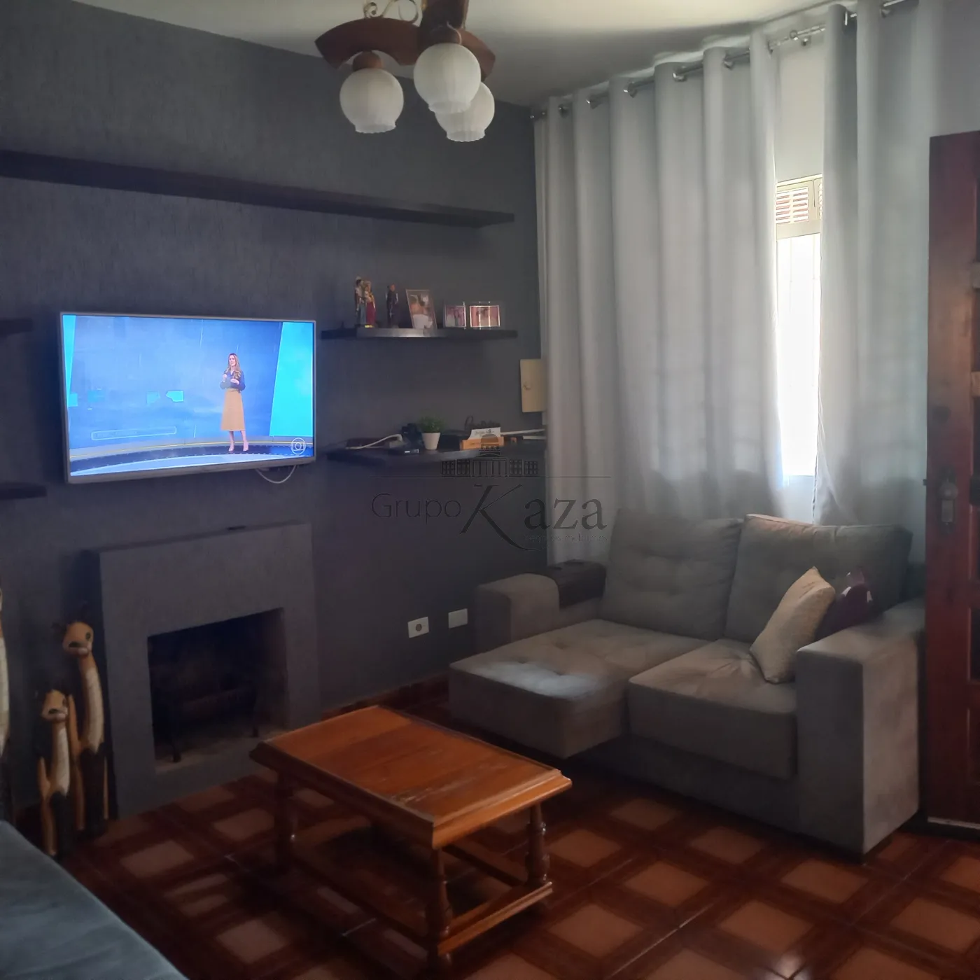 Foto 1 de Casa Padrão em Jardim São Luiz, Jacareí - imagem 1